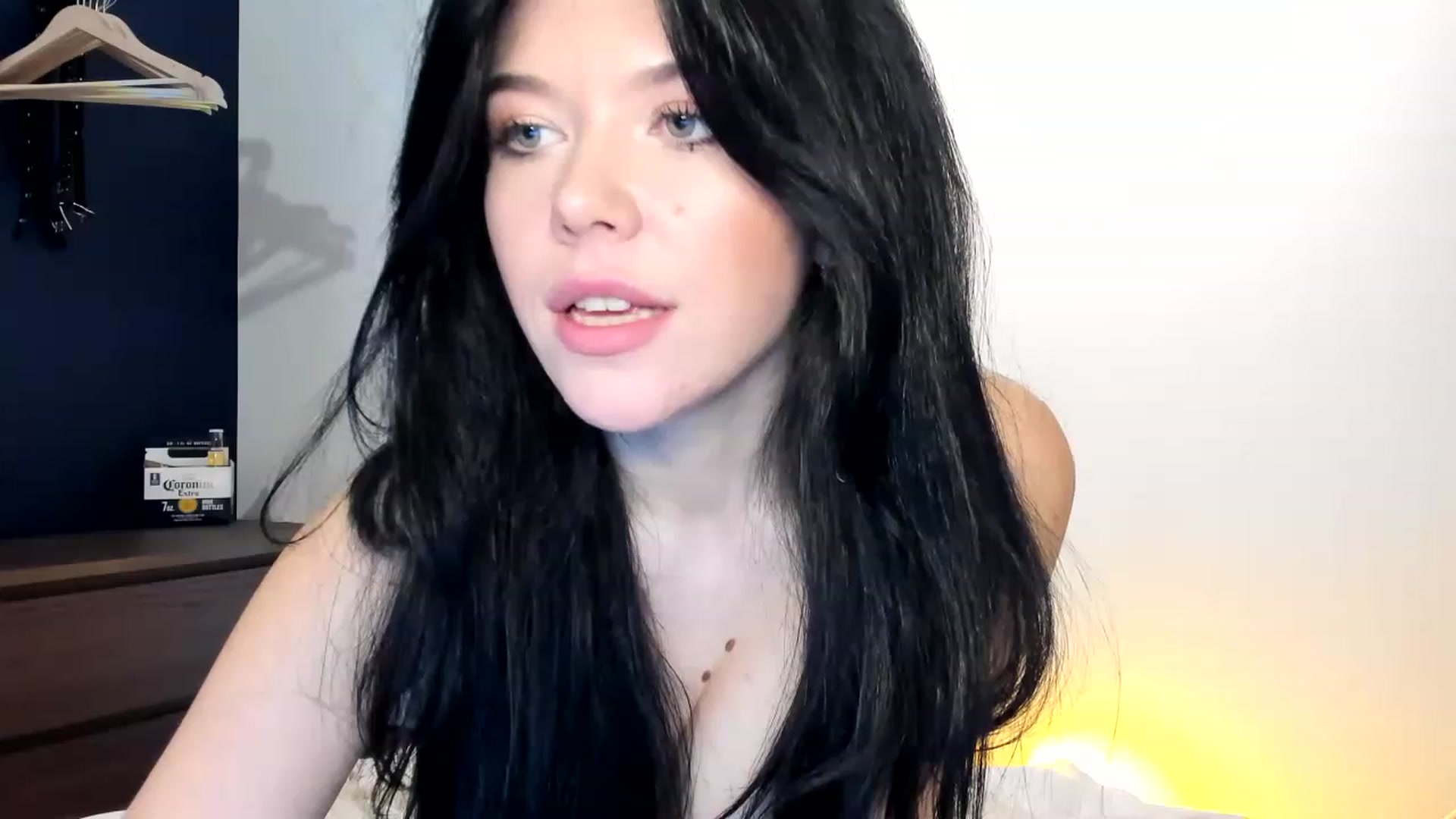 Gallery image thumbnail from Nancy_Morris's myfreecams stream on, 05/01/2023, 07:17 image 6 of 20