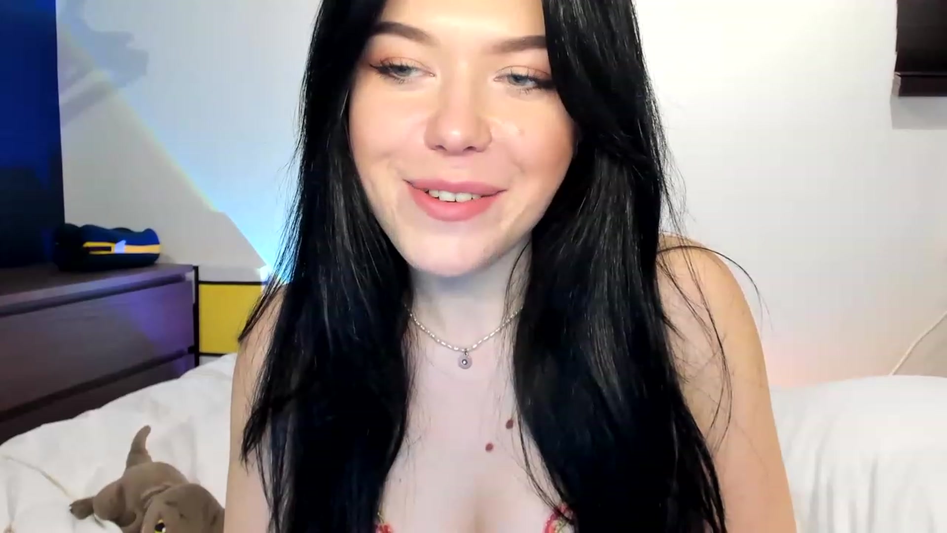 Gallery image thumbnail from Nancy_Morris's myfreecams stream on, 05/04/2023, 01:29 image 10 of 20