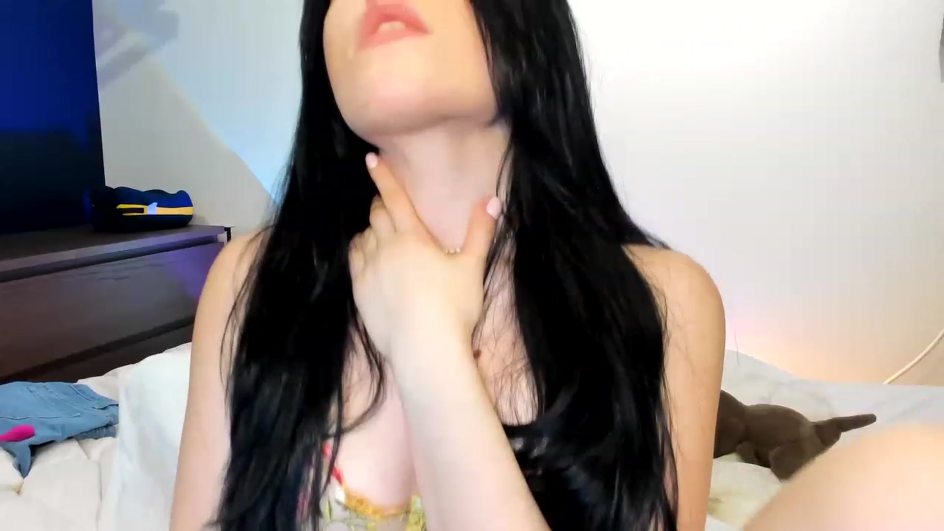 Gallery image thumbnail from Nancy_Morris's myfreecams stream on, 05/04/2023, 01:29 image 17 of 20