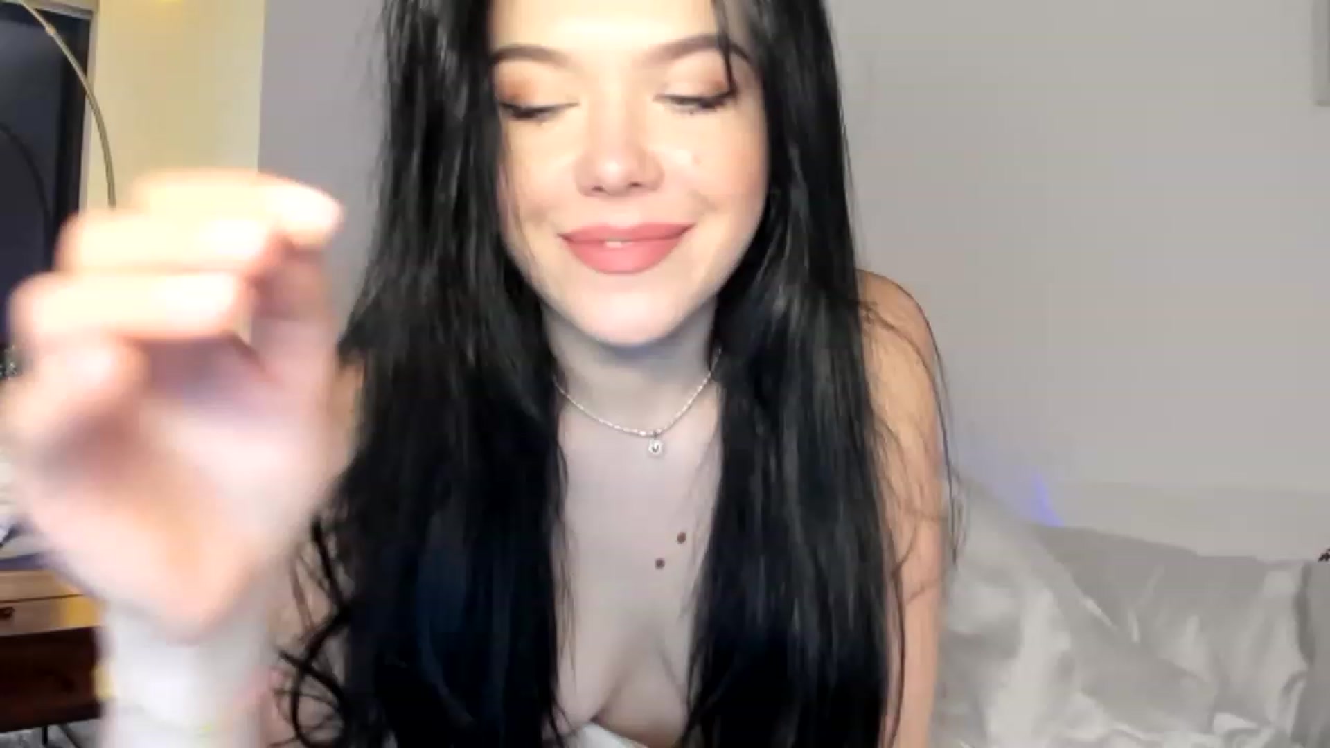 Gallery image thumbnail from Nancy_Morris's myfreecams stream on, 05/07/2023, 06:41 image 5 of 20