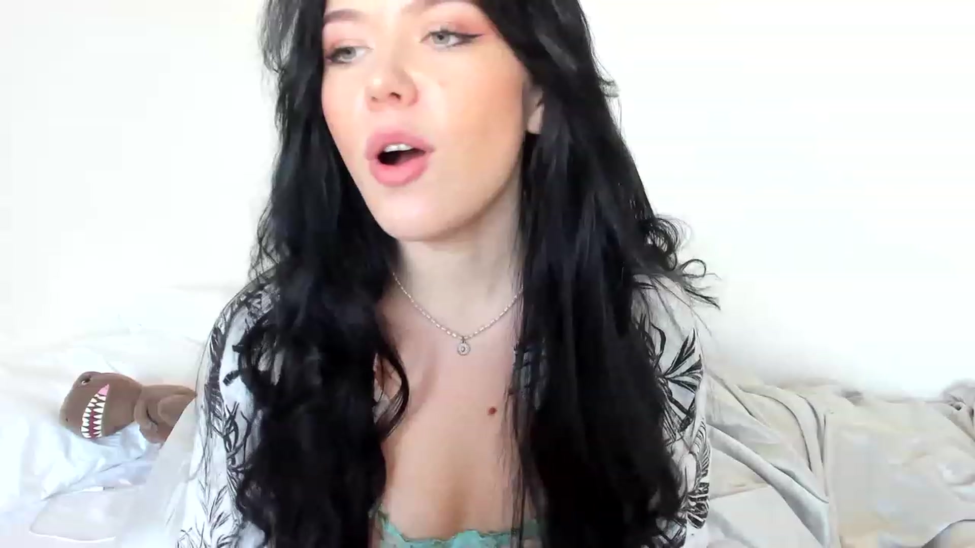 Gallery image thumbnail from Nancy_Morris's myfreecams stream on, 05/09/2023, 01:46 image 18 of 20