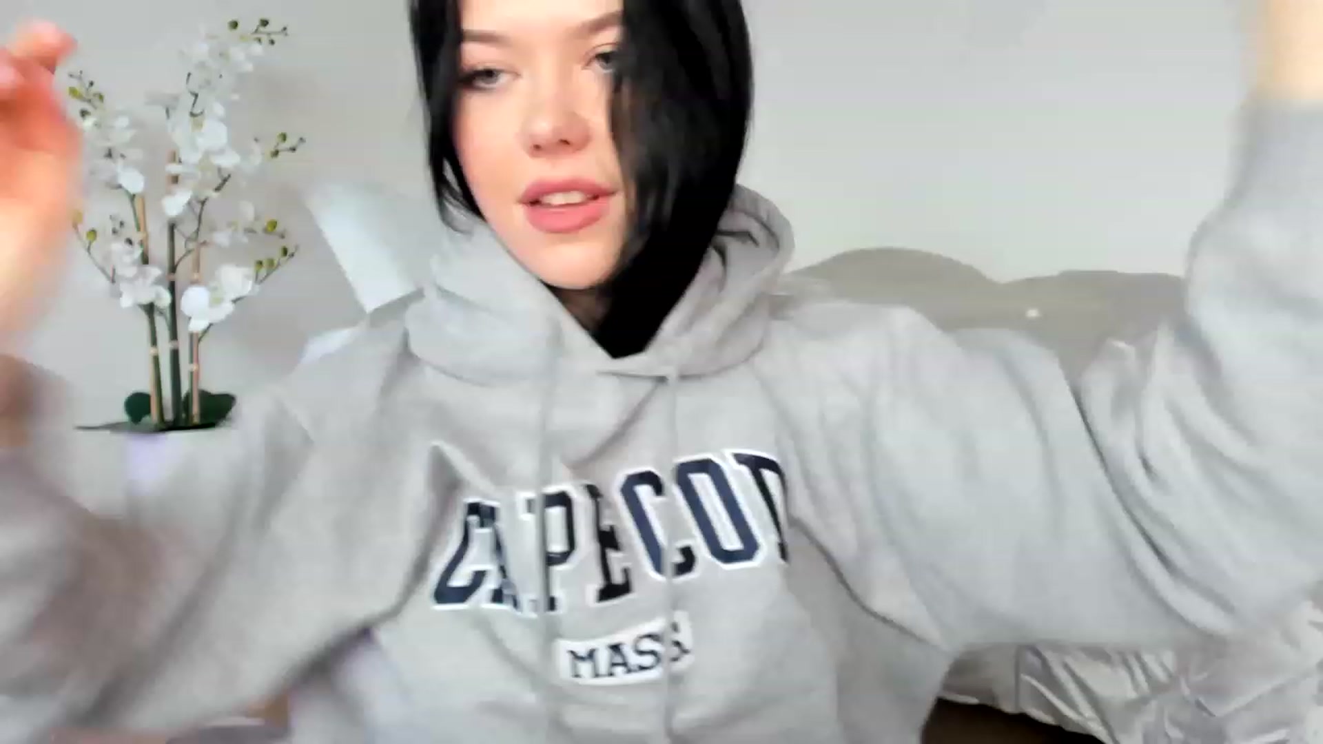 Gallery image thumbnail from Nancy_Morris's myfreecams stream on, 05/10/2023, 02:17 image 12 of 20