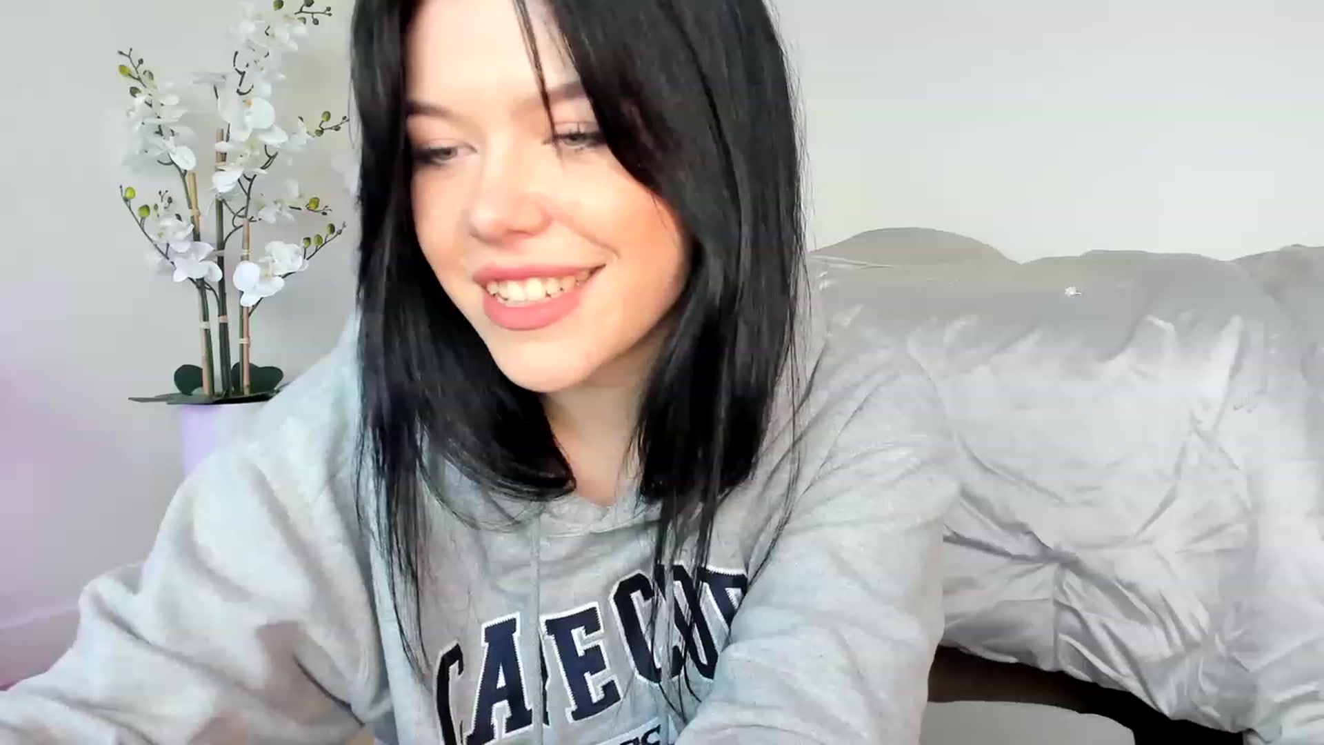 Gallery image thumbnail from Nancy_Morris's myfreecams stream on, 05/10/2023, 02:17 image 15 of 20
