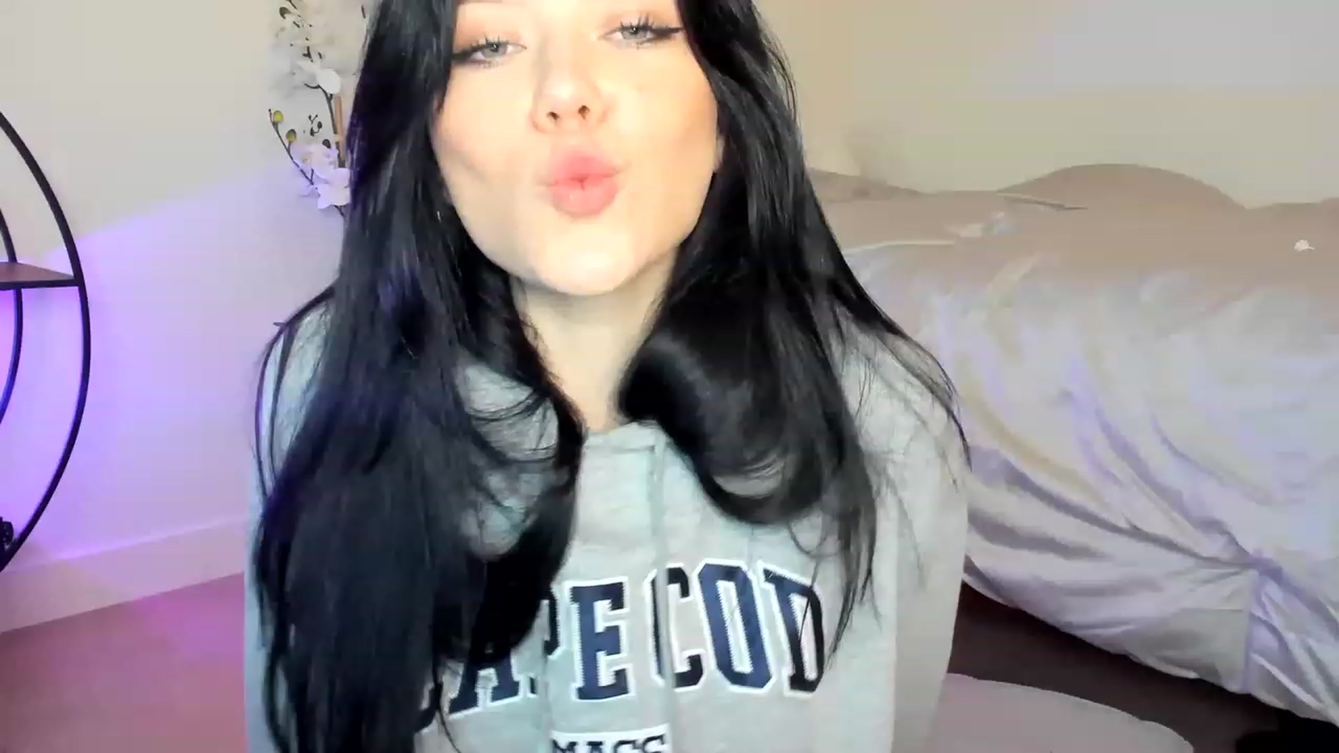 Gallery image thumbnail from Nancy_Morris's myfreecams stream on, 05/10/2023, 04:05 image 4 of 20