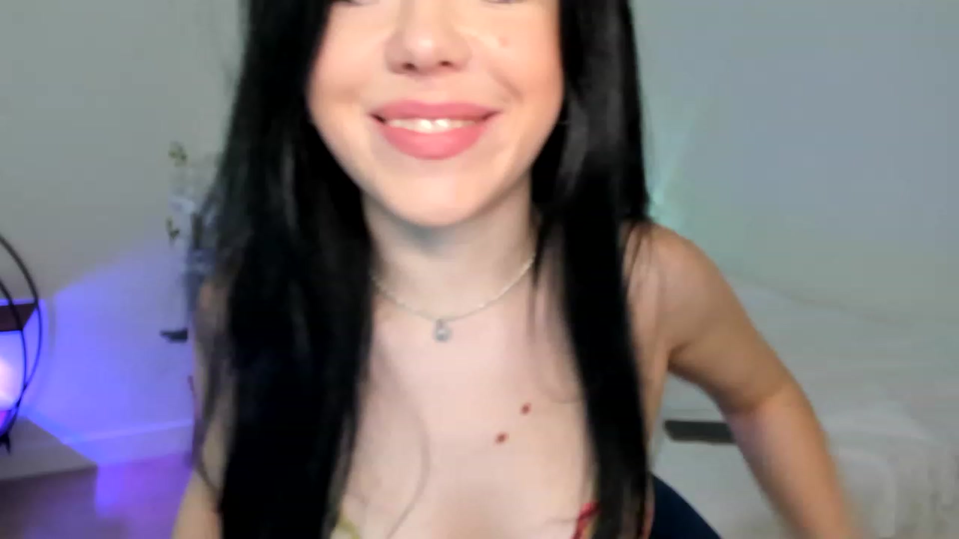 Gallery image thumbnail from Nancy_Morris's myfreecams stream on, 05/11/2023, 02:59 image 4 of 20