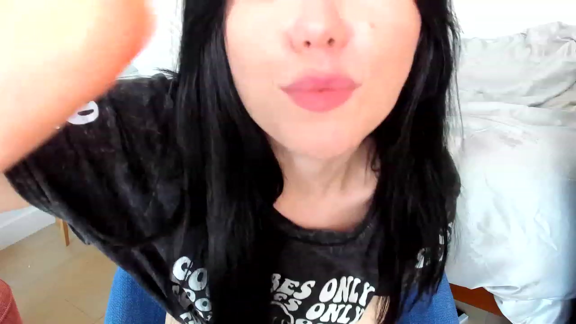 Gallery image thumbnail from Nancy_Morris's myfreecams stream on, 05/12/2023, 03:19 image 6 of 20