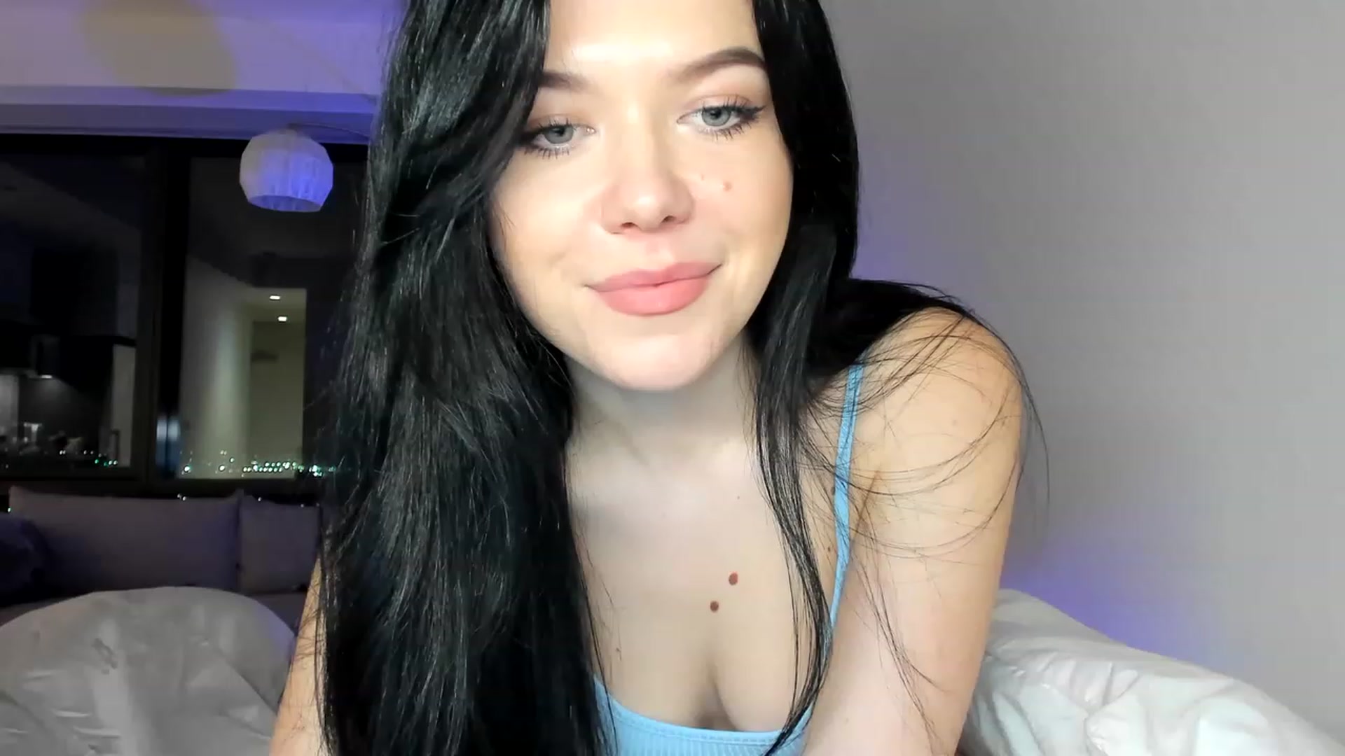 Gallery image thumbnail from Nancy_Morris's myfreecams stream on, 05/12/2023, 06:12 image 1 of 20