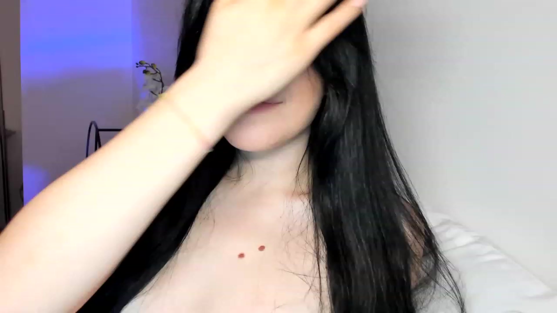 Gallery image thumbnail from Nancy_Morris's myfreecams stream on, 05/12/2023, 06:12 image 12 of 20