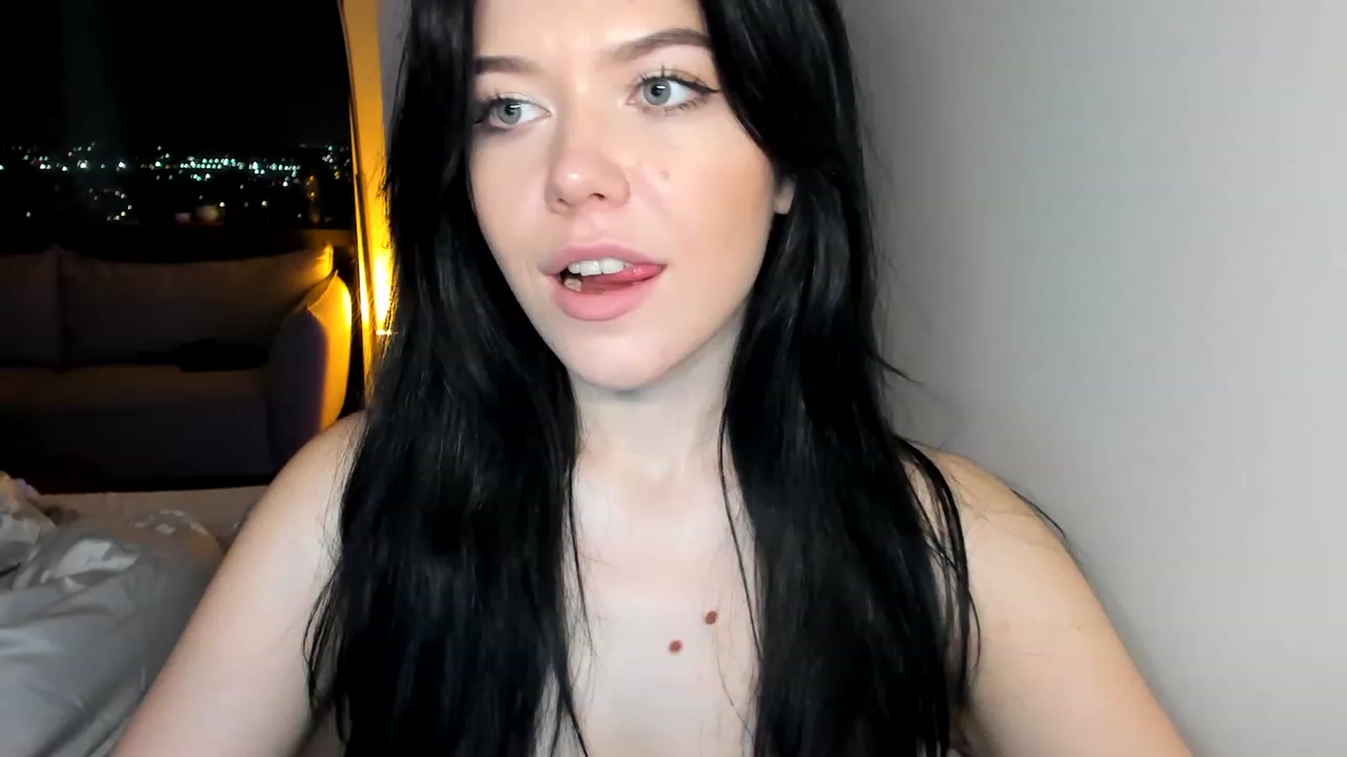 Gallery image thumbnail from Nancy_Morris's myfreecams stream on, 05/13/2023, 09:06 image 1 of 20