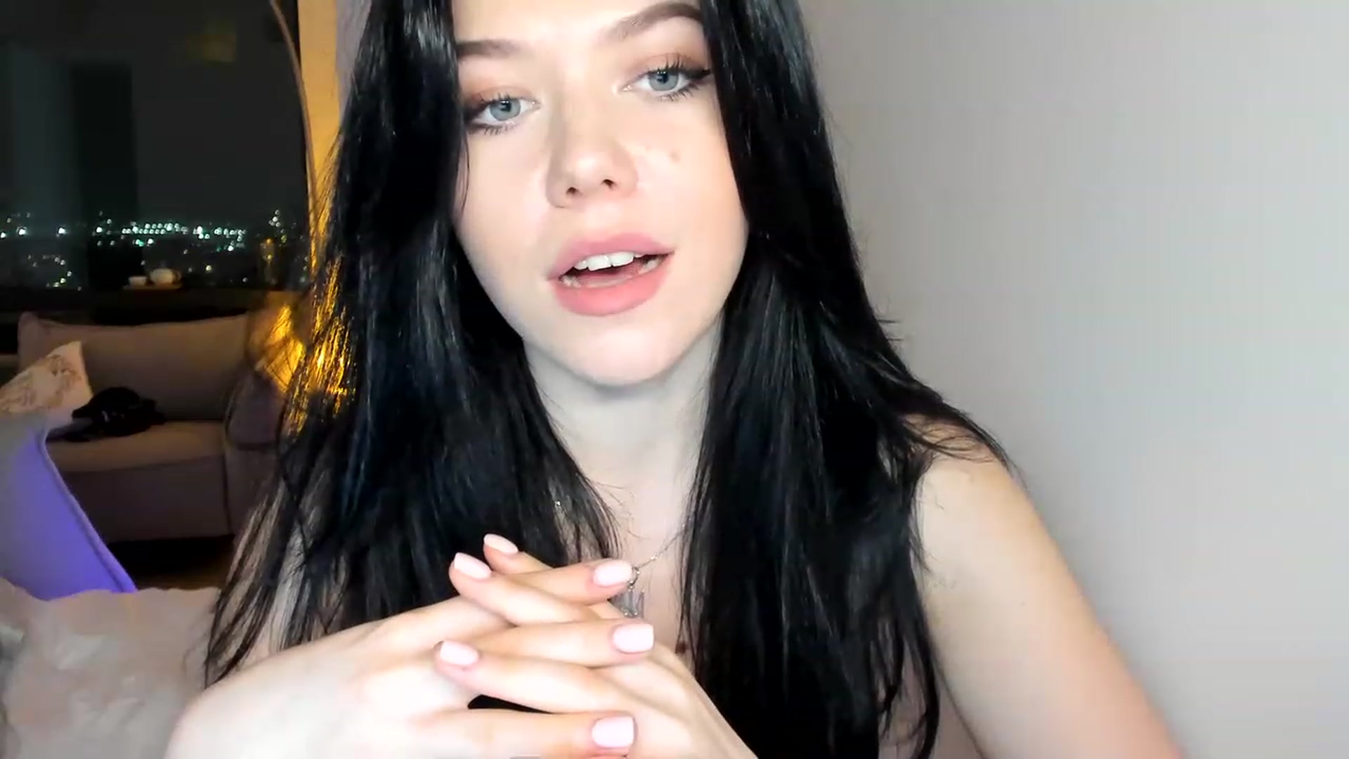 Gallery image thumbnail from Nancy_Morris's myfreecams stream on, 05/14/2023, 07:08 image 7 of 20