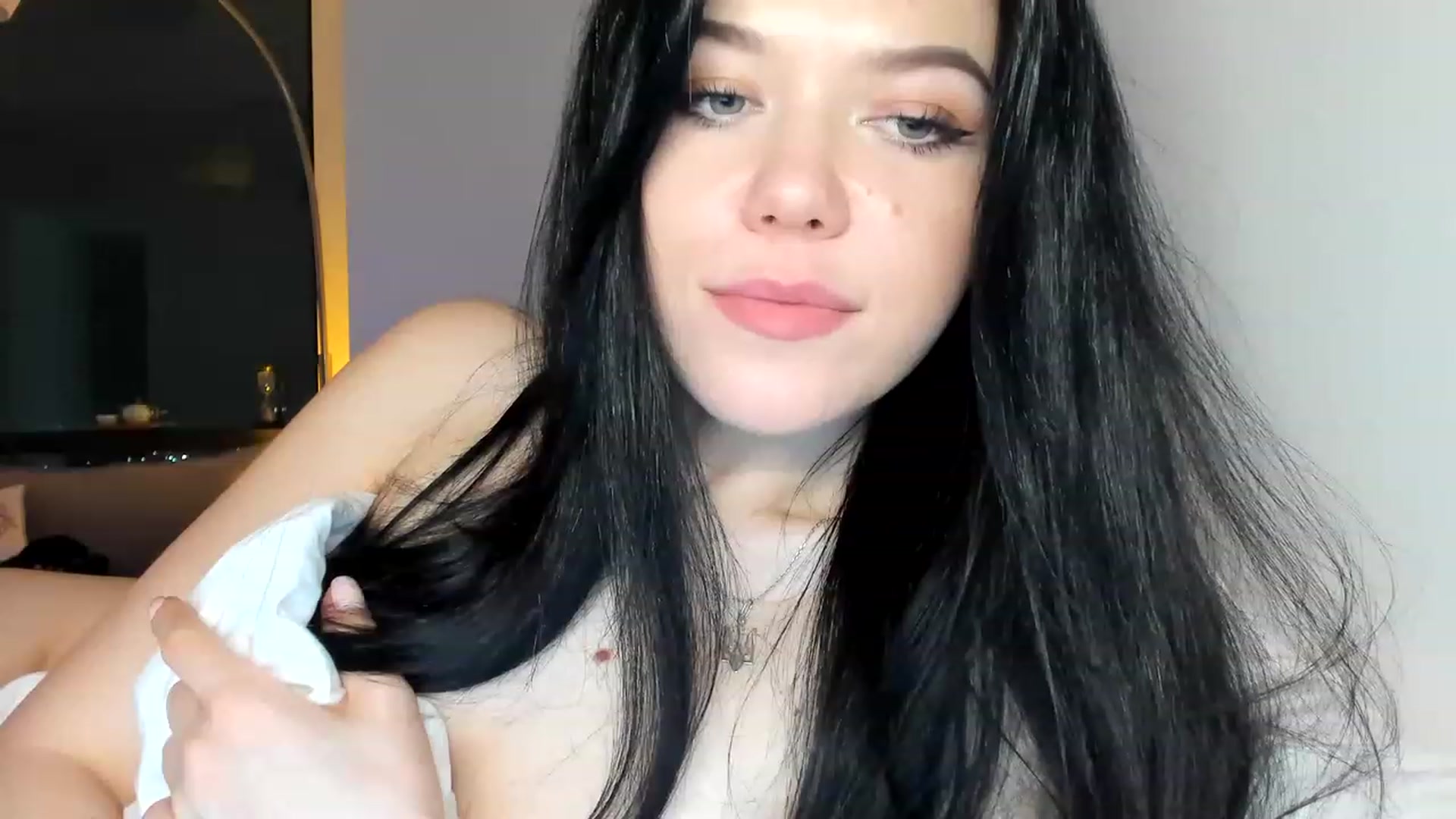 Gallery image thumbnail from Nancy_Morris's myfreecams stream on, 05/14/2023, 08:37 image 4 of 20