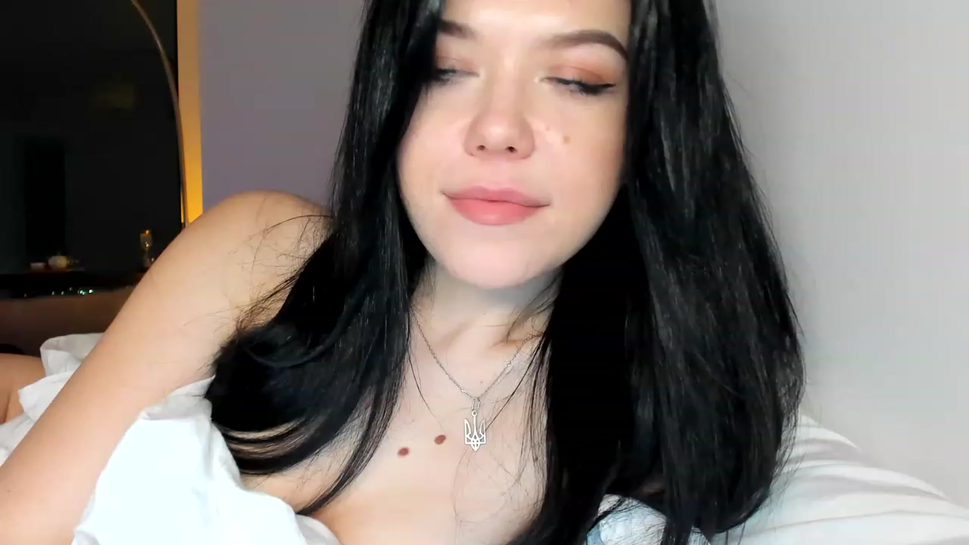 Gallery image thumbnail from Nancy_Morris's myfreecams stream on, 05/14/2023, 08:37 image 2 of 20