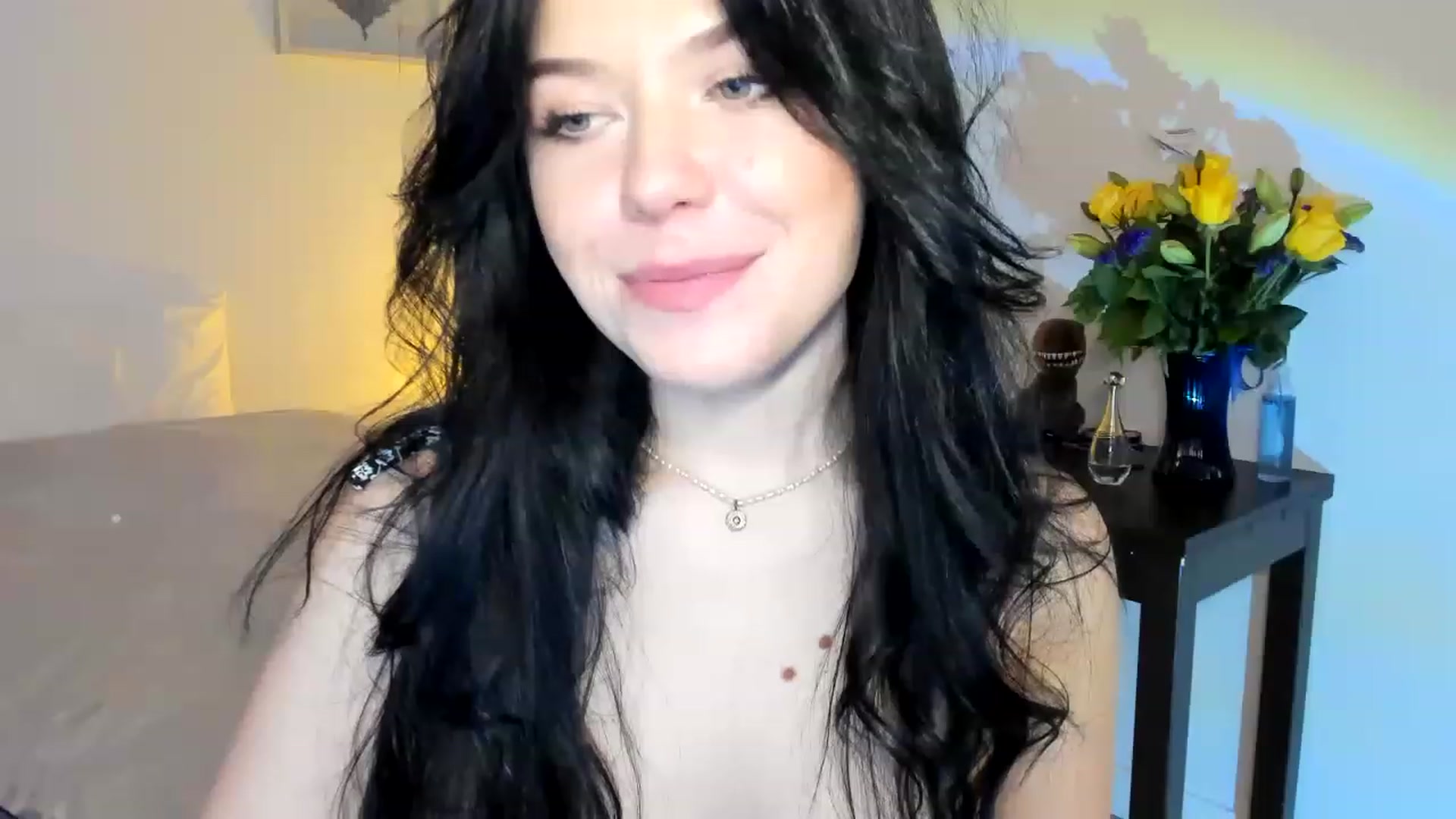 Gallery image thumbnail from Nancy_Morris's myfreecams stream on, 05/16/2023, 03:57 image 19 of 20