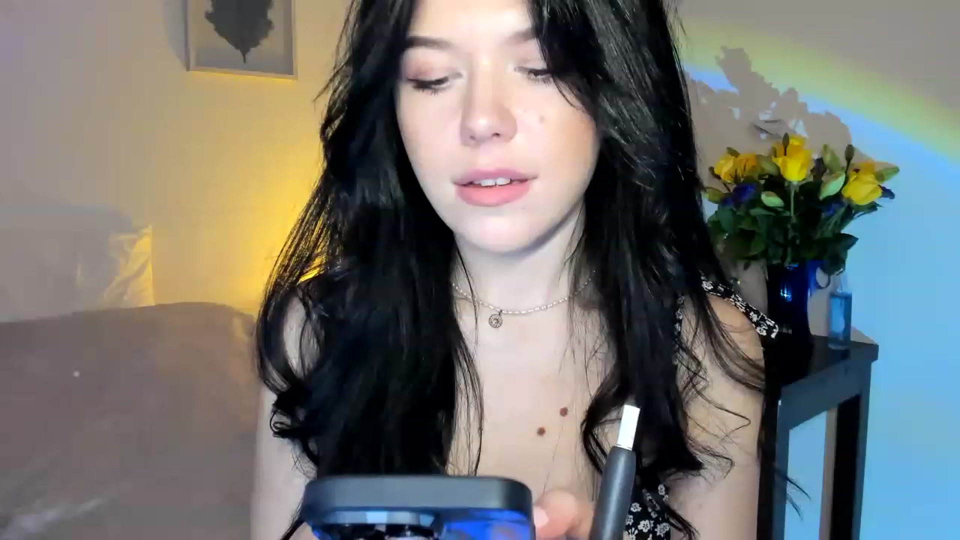Gallery image thumbnail from Nancy_Morris's myfreecams stream on, 05/16/2023, 03:57 image 17 of 20