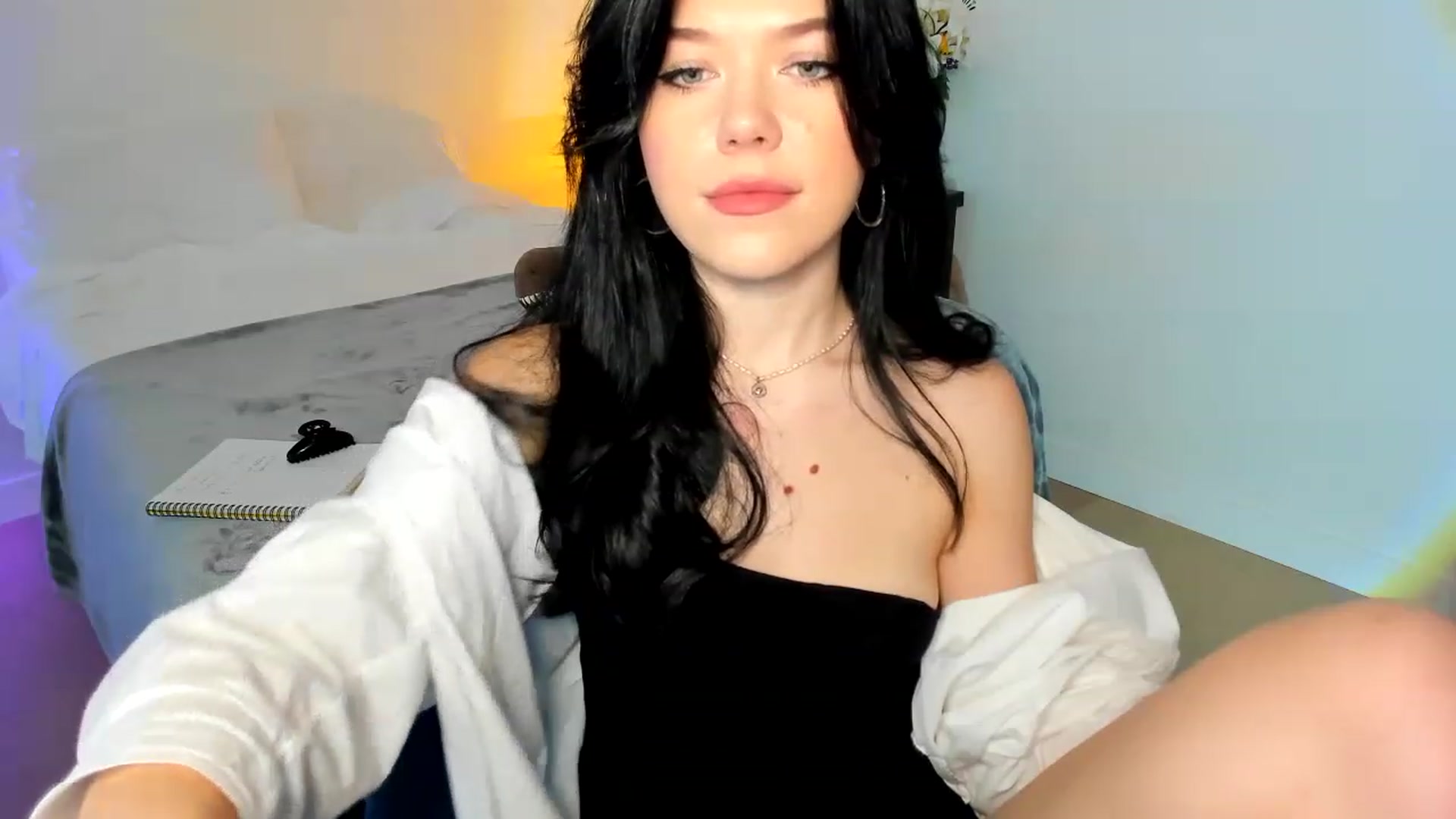 Gallery image thumbnail from Nancy_Morris's myfreecams stream on, 05/22/2023, 02:29 image 14 of 20
