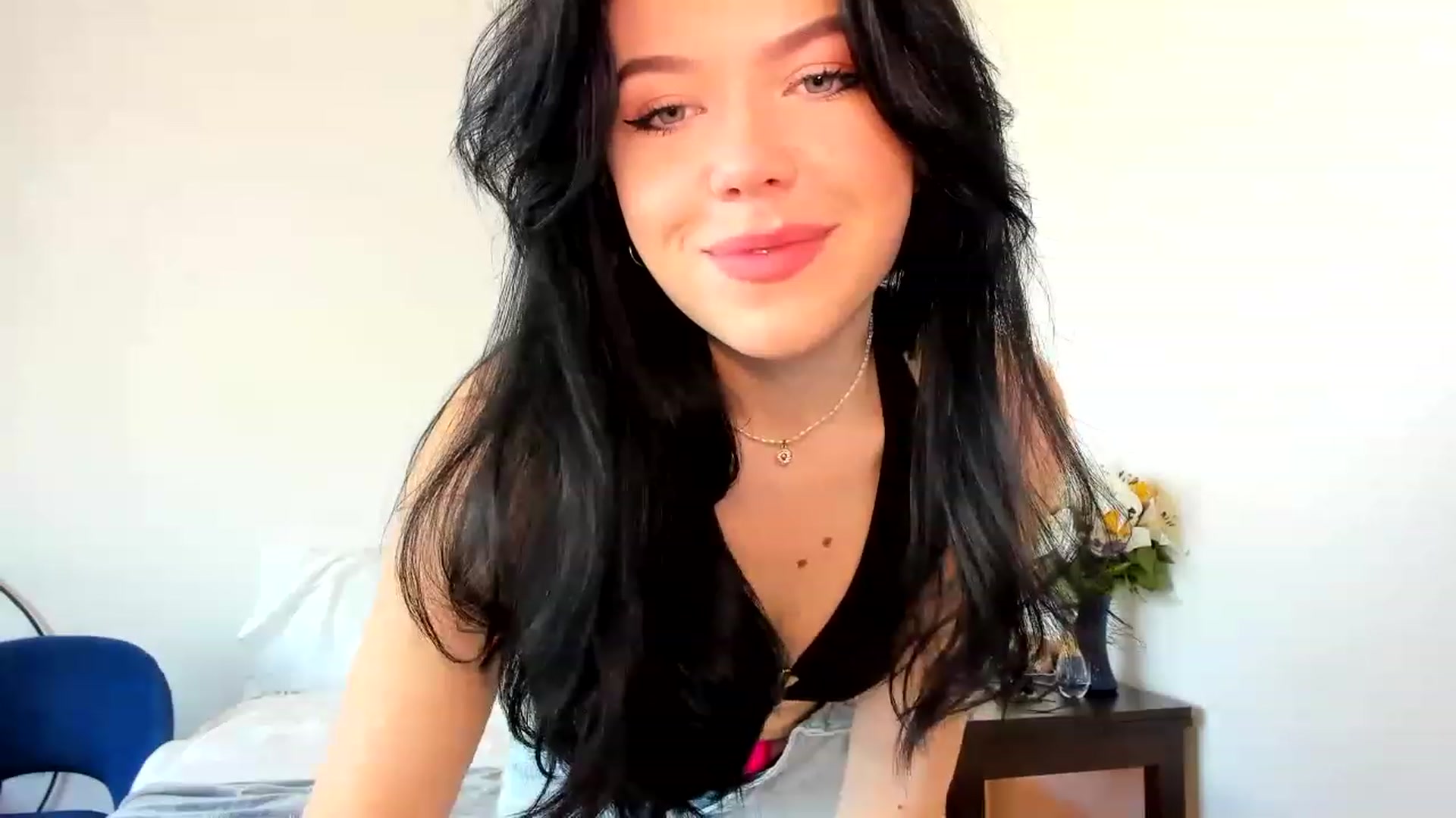 Gallery image thumbnail from Nancy_Morris's myfreecams stream on, 05/23/2023, 24:49 image 2 of 20