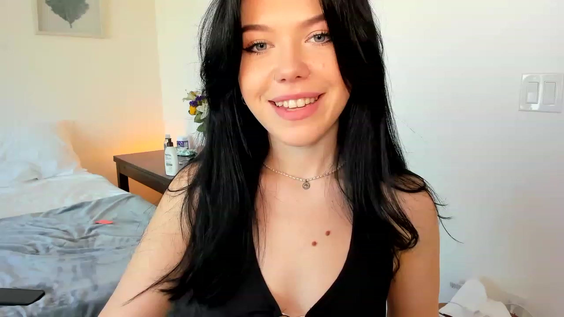 Gallery image thumbnail from Nancy_Morris's myfreecams stream on, 05/23/2023, 02:54 image 3 of 20
