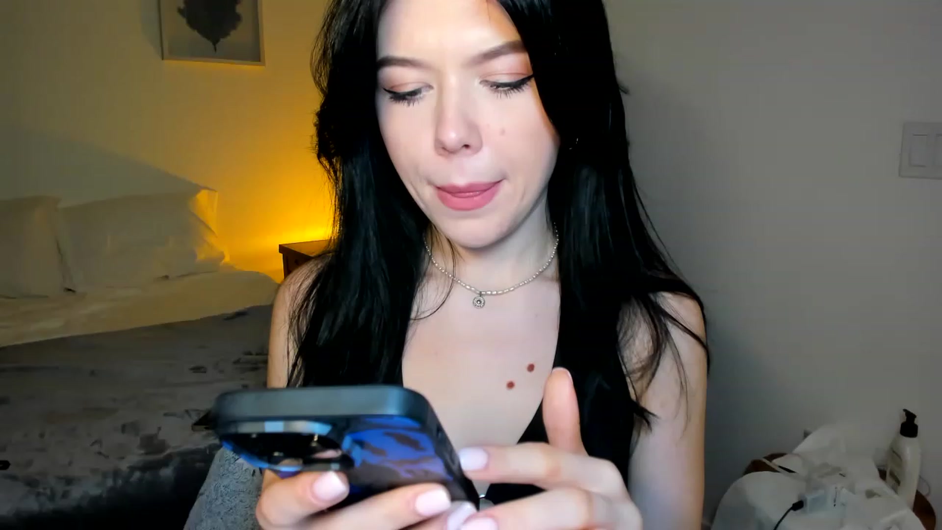 Gallery image thumbnail from Nancy_Morris's myfreecams stream on, 05/23/2023, 06:23 image 2 of 20