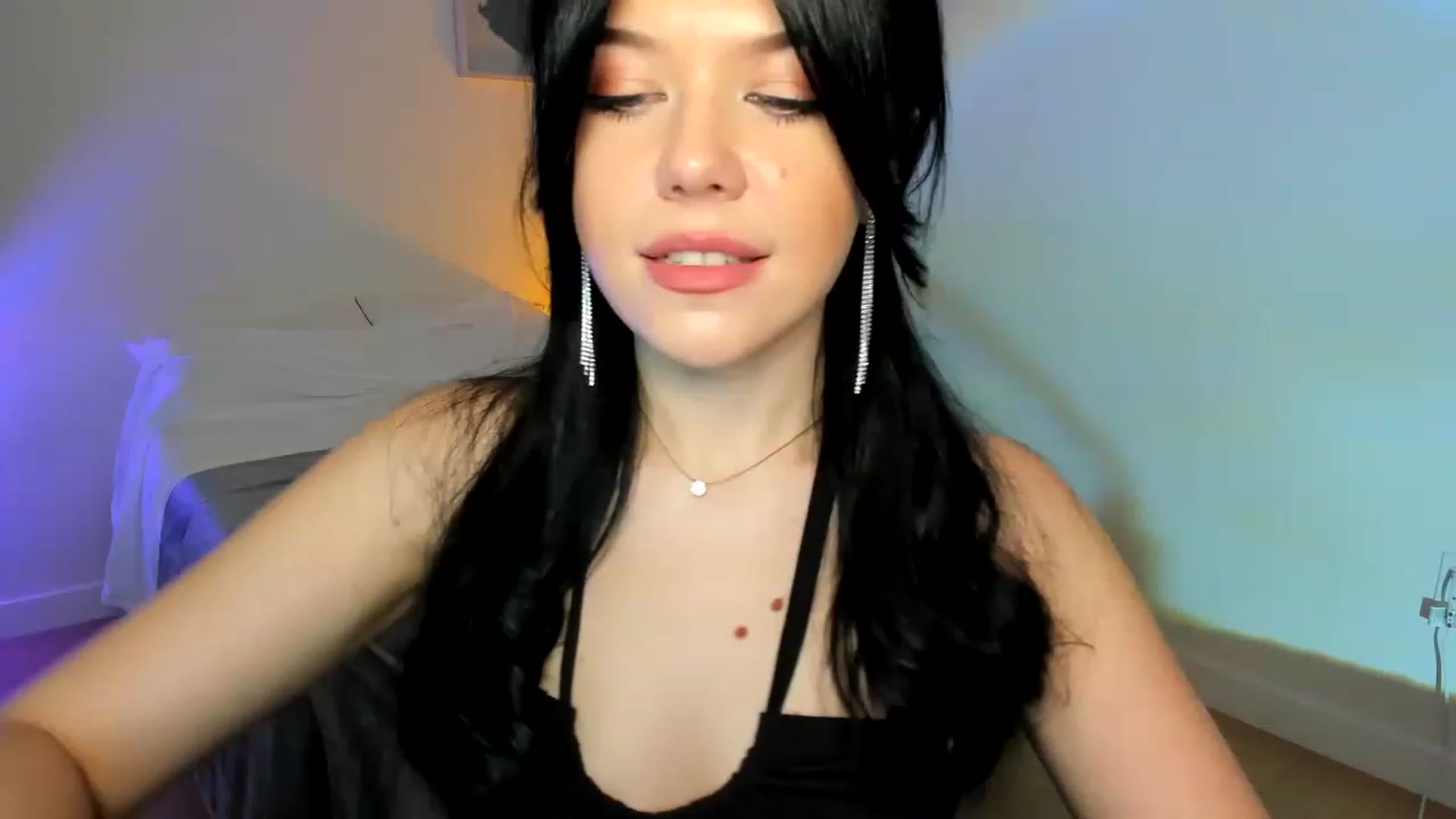 Gallery image thumbnail from Nancy_Morris's myfreecams stream on, 05/27/2023, 02:52 image 16 of 20