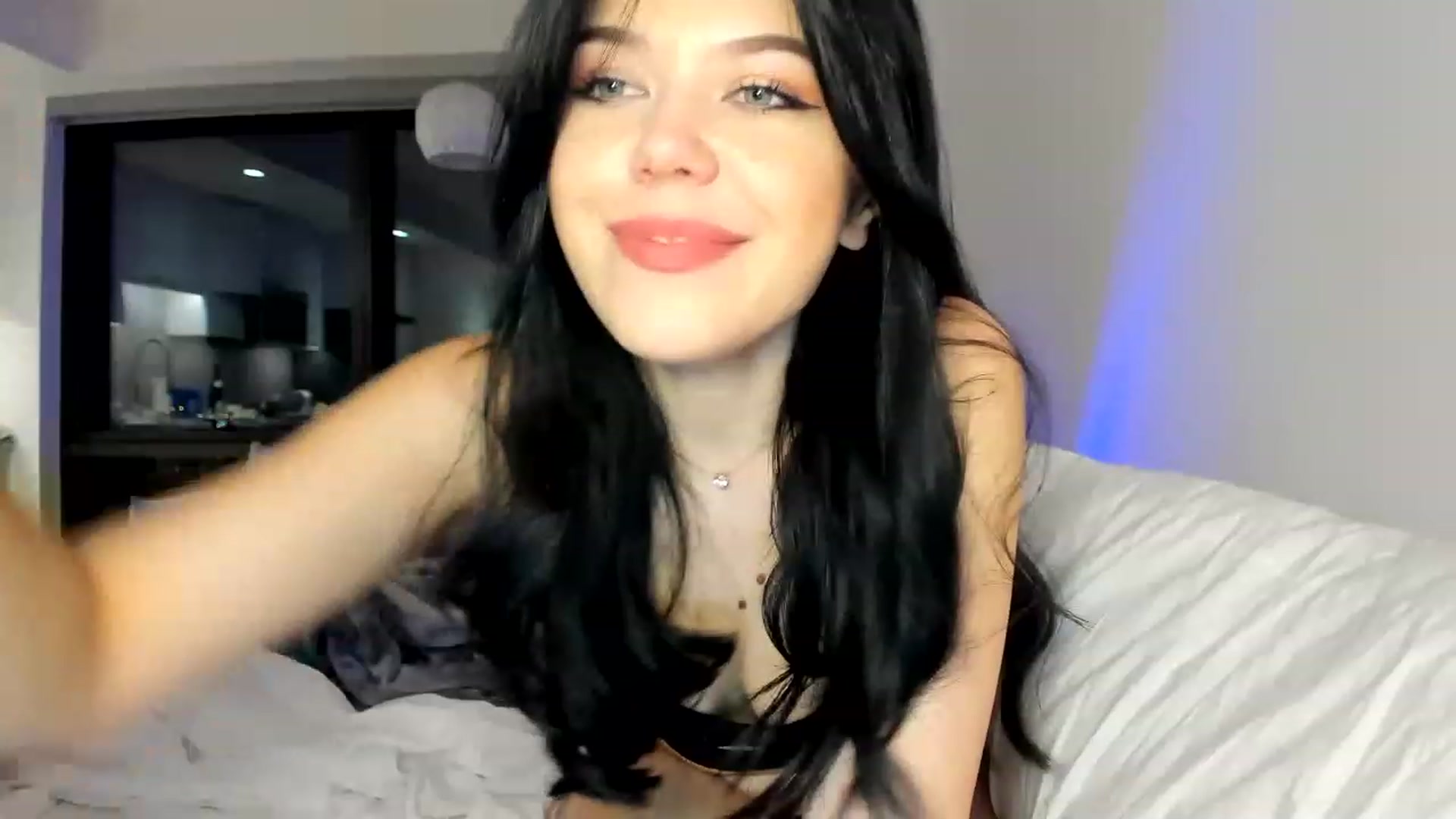 Gallery image thumbnail from Nancy_Morris's myfreecams stream on, 05/27/2023, 07:22 image 8 of 20