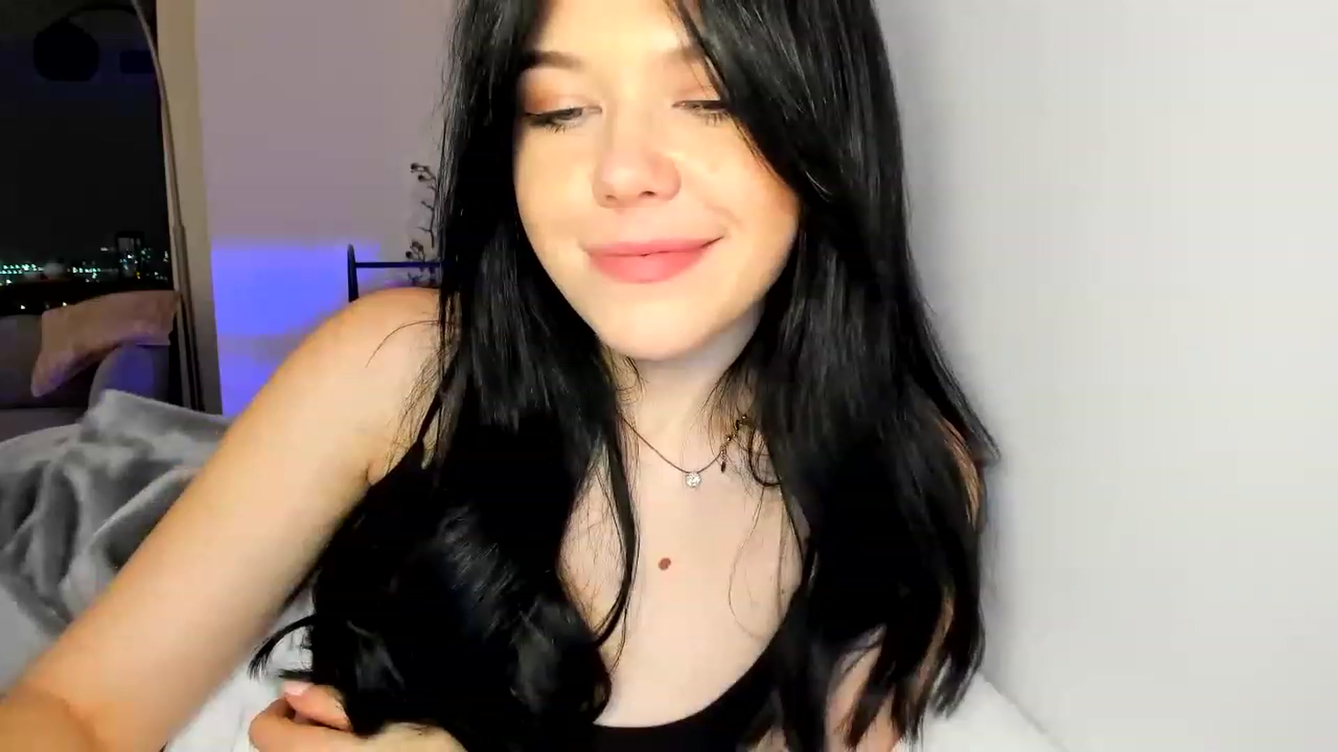 Gallery image thumbnail from Nancy_Morris's myfreecams stream on, 05/27/2023, 07:22 image 6 of 20
