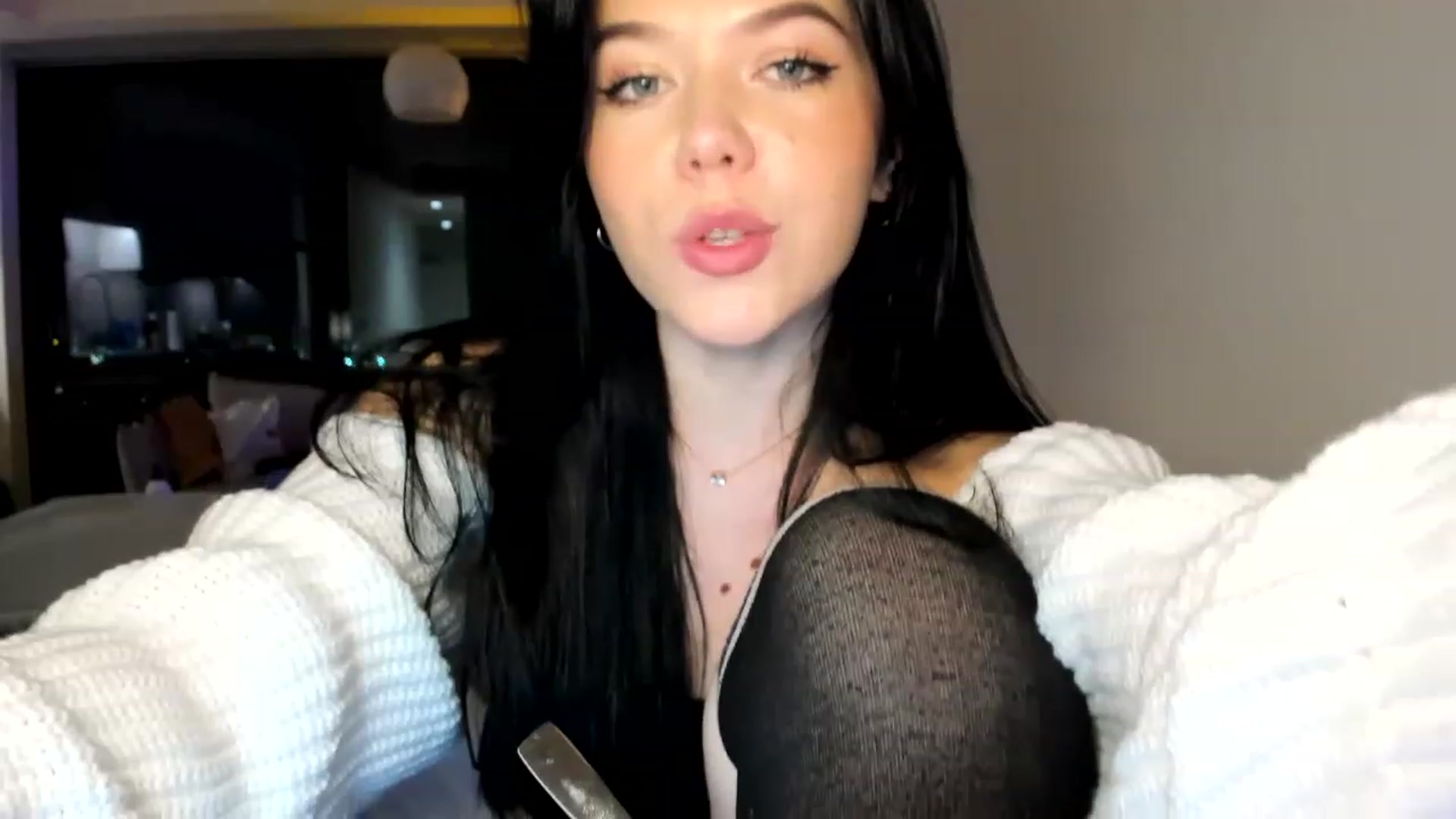 Gallery image thumbnail from Nancy_Morris's myfreecams stream on, 05/28/2023, 06:41 image 20 of 20
