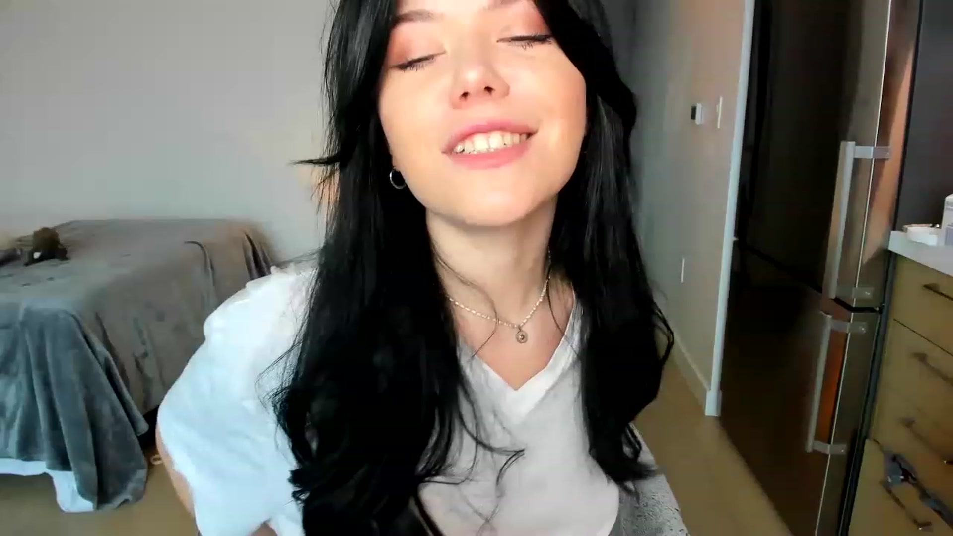 Gallery image thumbnail from Nancy_Morris's myfreecams stream on, 05/29/2023, 02:57 image 10 of 20
