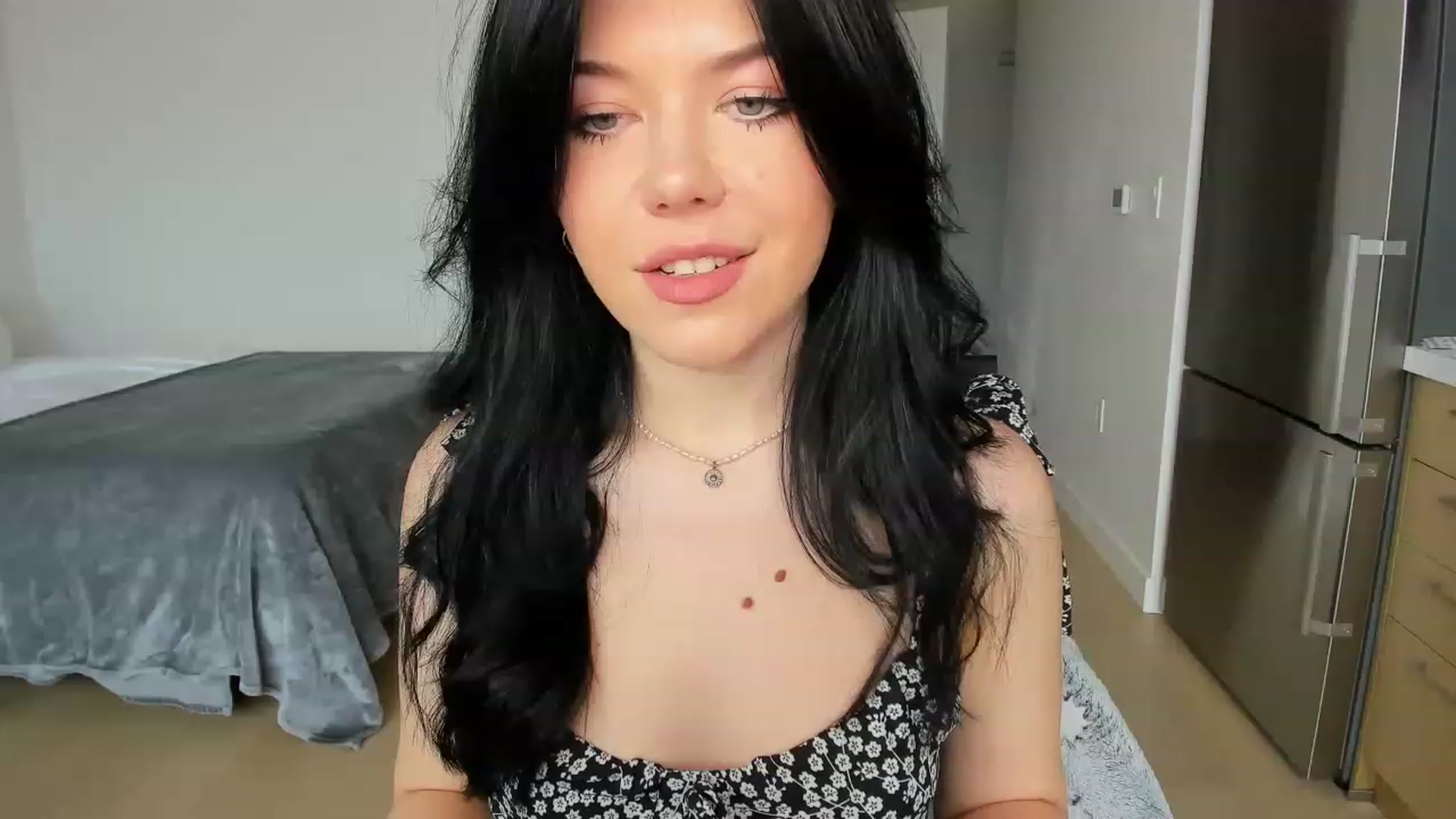 Gallery image thumbnail from Nancy_Morris's myfreecams stream on, 05/31/2023, 01:26 image 9 of 20