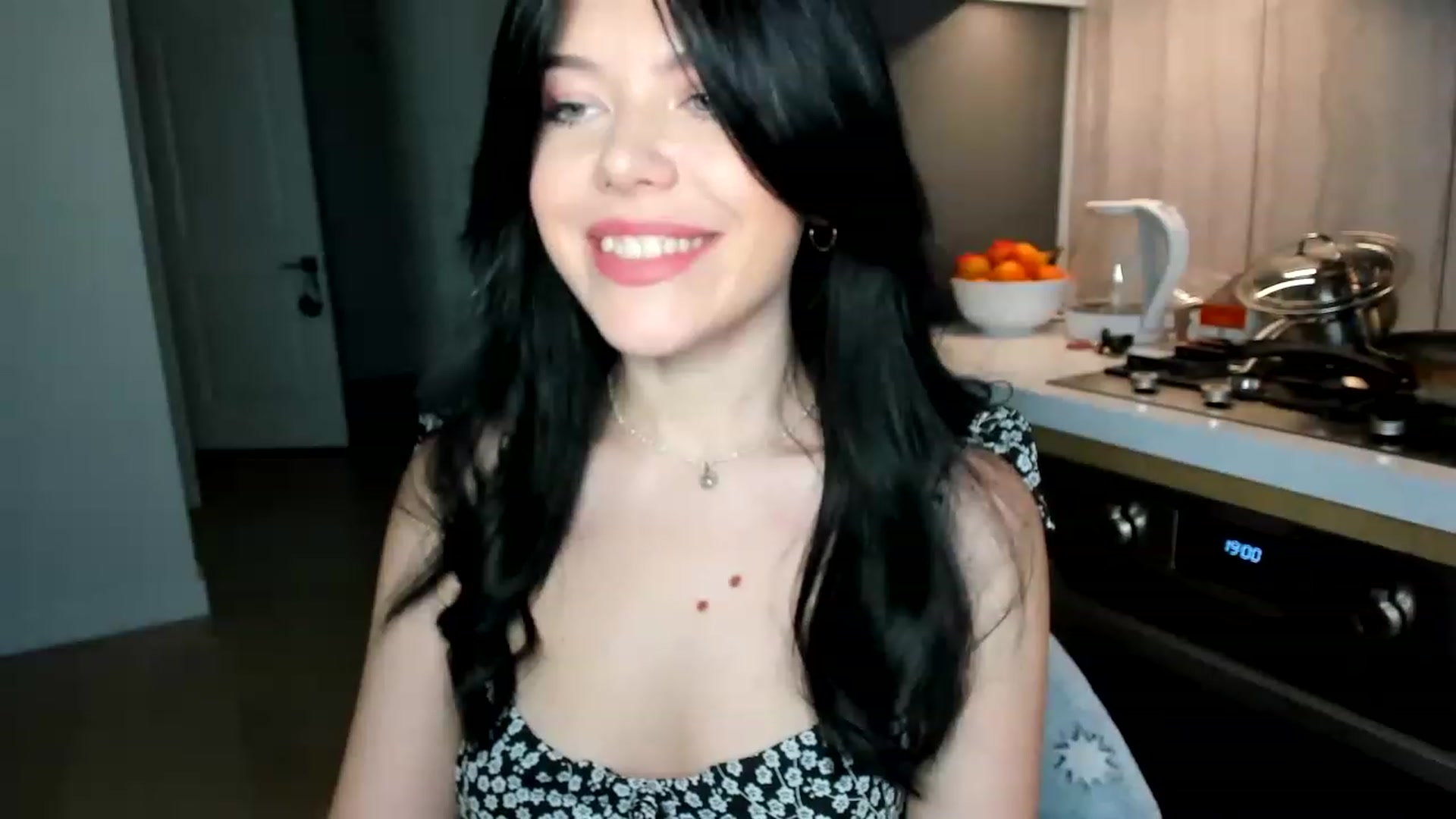 Gallery image thumbnail from Nancy_Morris's myfreecams stream on, 05/31/2023, 03:36 image 16 of 20