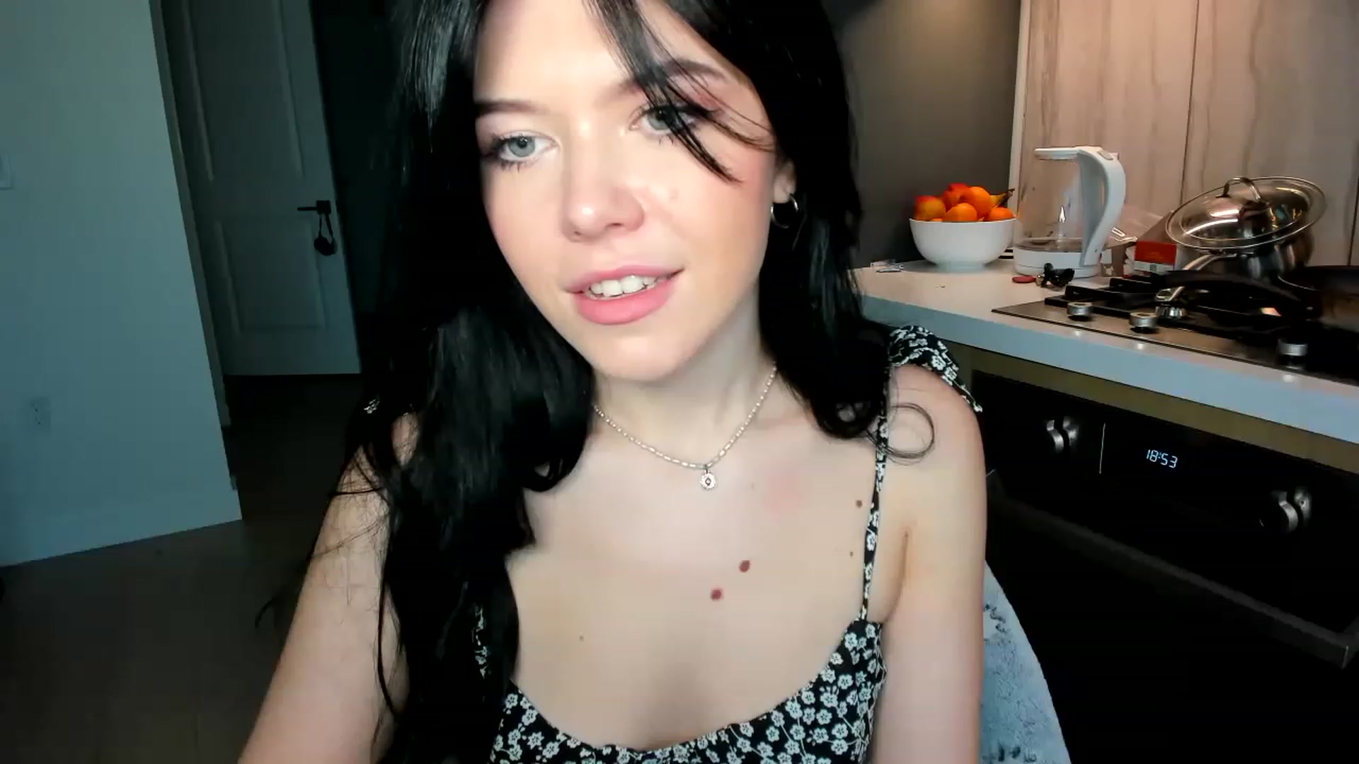 Gallery image thumbnail from Nancy_Morris's myfreecams stream on, 05/31/2023, 03:36 image 15 of 20
