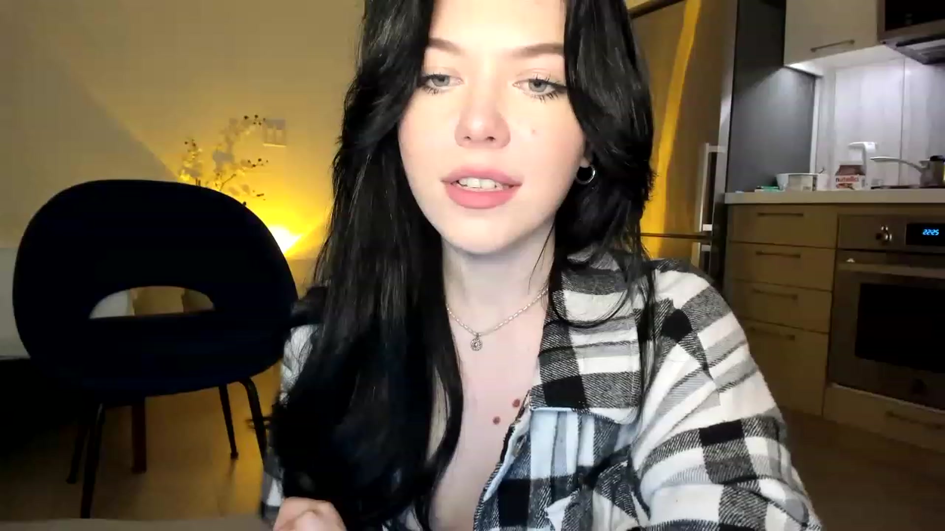 Gallery image thumbnail from Nancy_Morris's myfreecams stream on, 06/05/2023, 07:03 image 7 of 20