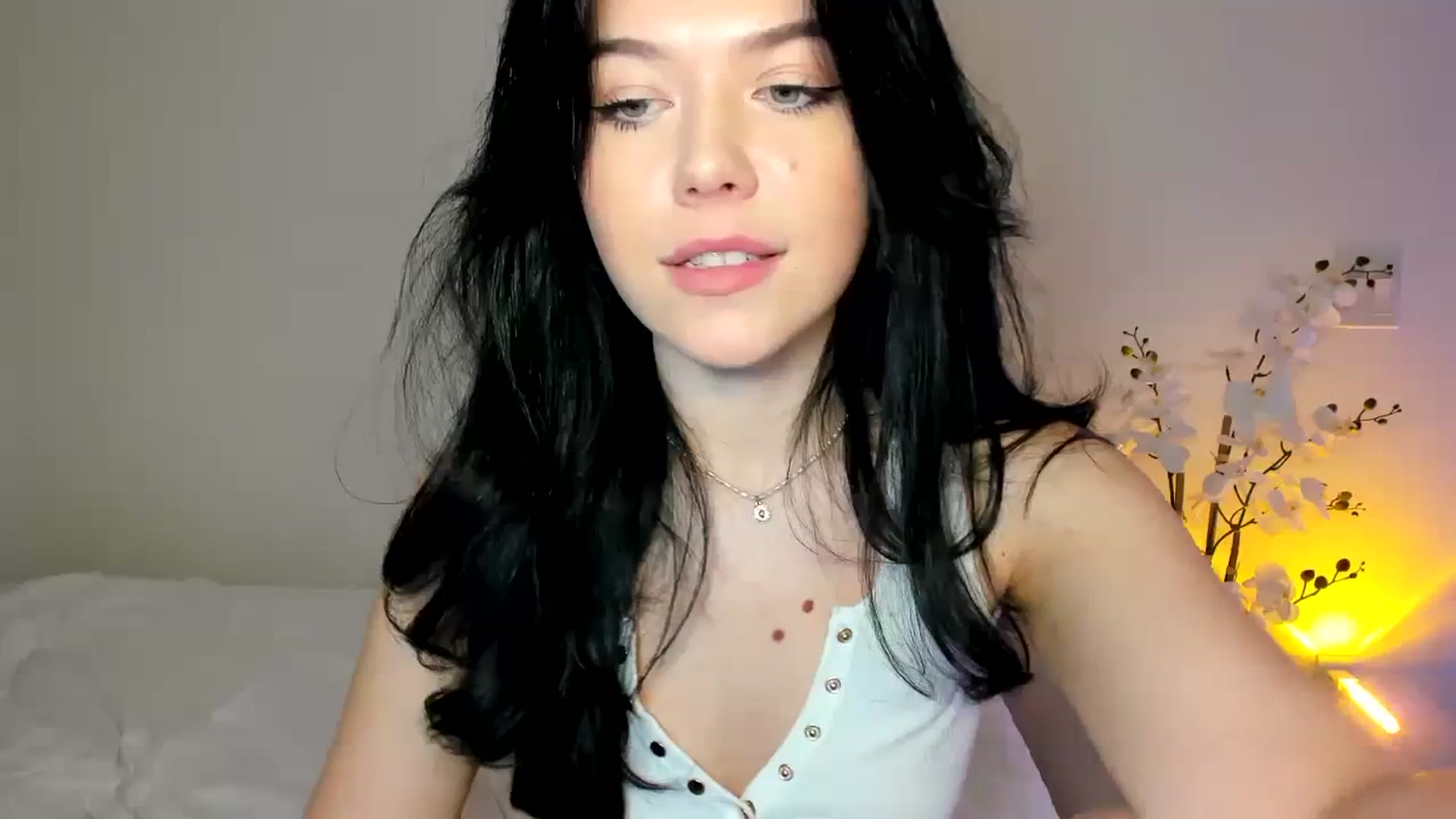Gallery image thumbnail from Nancy_Morris's myfreecams stream on, 06/06/2023, 05:46 image 12 of 20