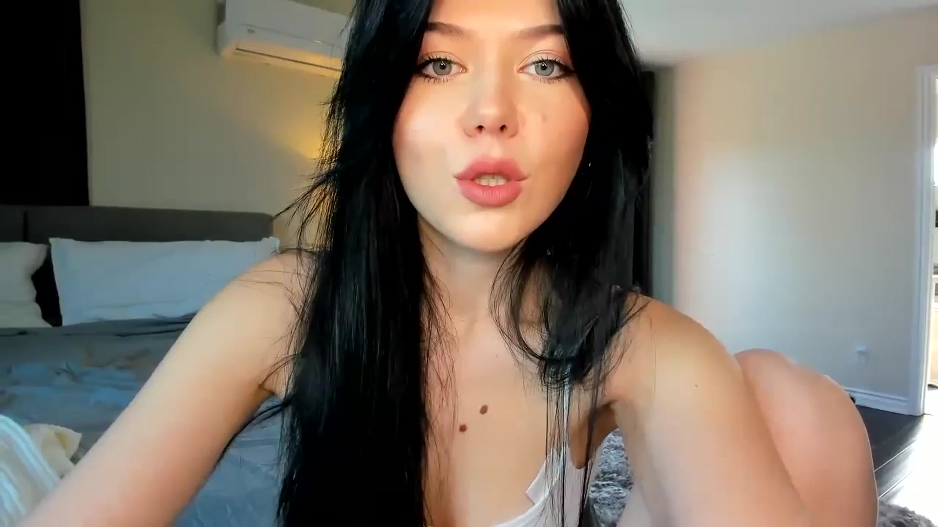 Gallery image thumbnail from Nancy_Morris's myfreecams stream on, 06/08/2023, 02:20 image 1 of 20