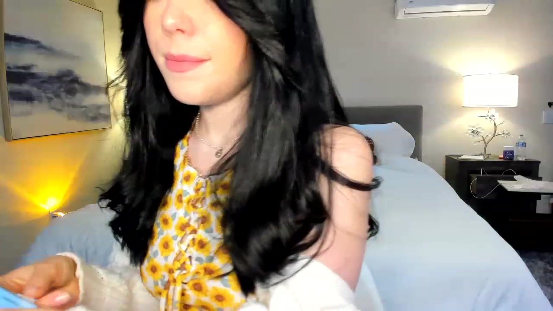 Gallery image thumbnail from Nancy_Morris's myfreecams stream on, 06/12/2023, 02:46 image 2 of 20