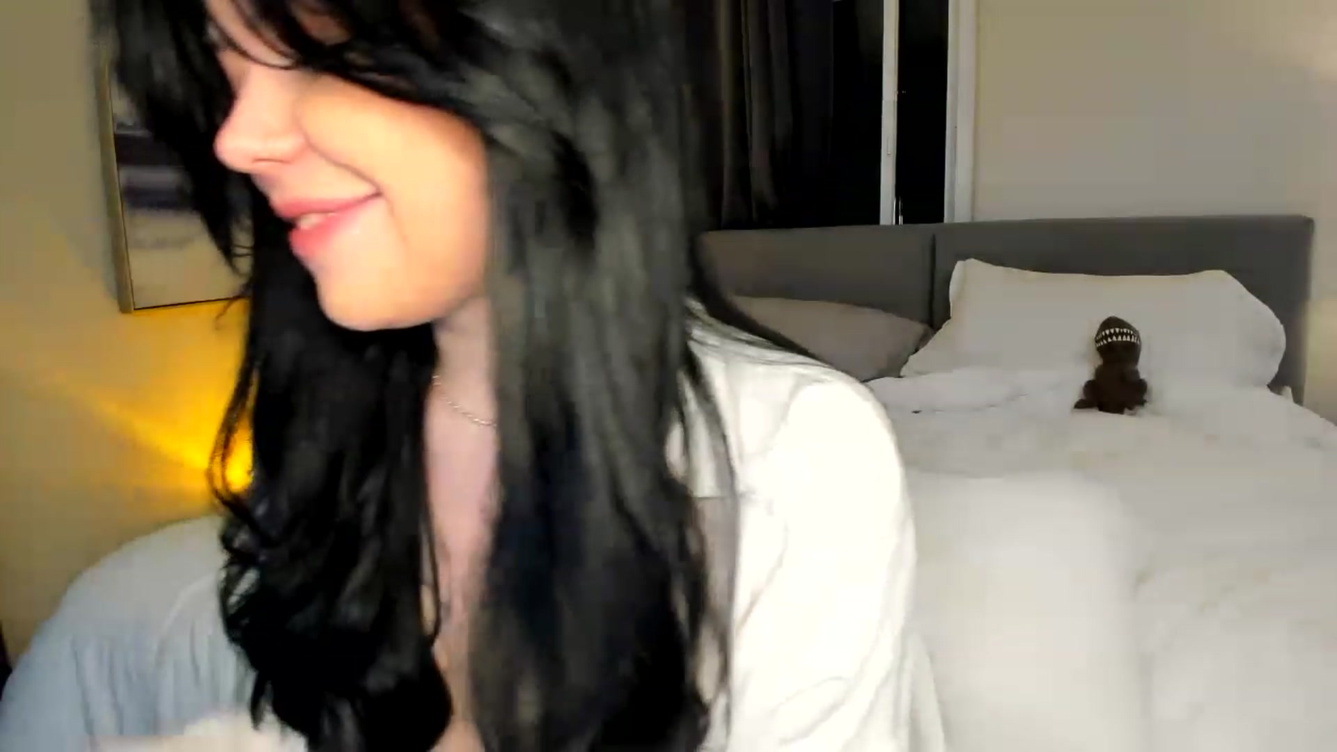 Gallery image thumbnail from Nancy_Morris's myfreecams stream on, 06/12/2023, 07:28 image 18 of 20