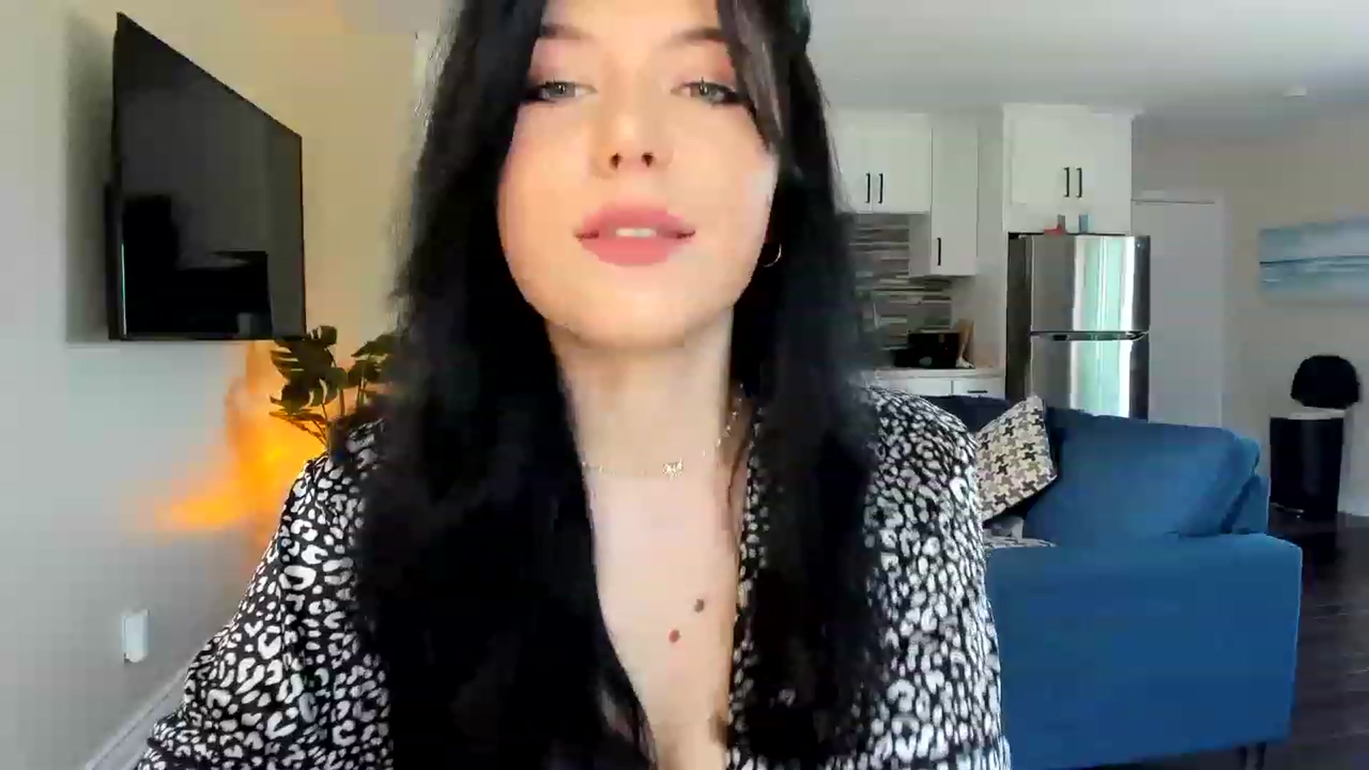 Gallery image thumbnail from Nancy_Morris's myfreecams stream on, 06/15/2023, 24:04 image 4 of 20