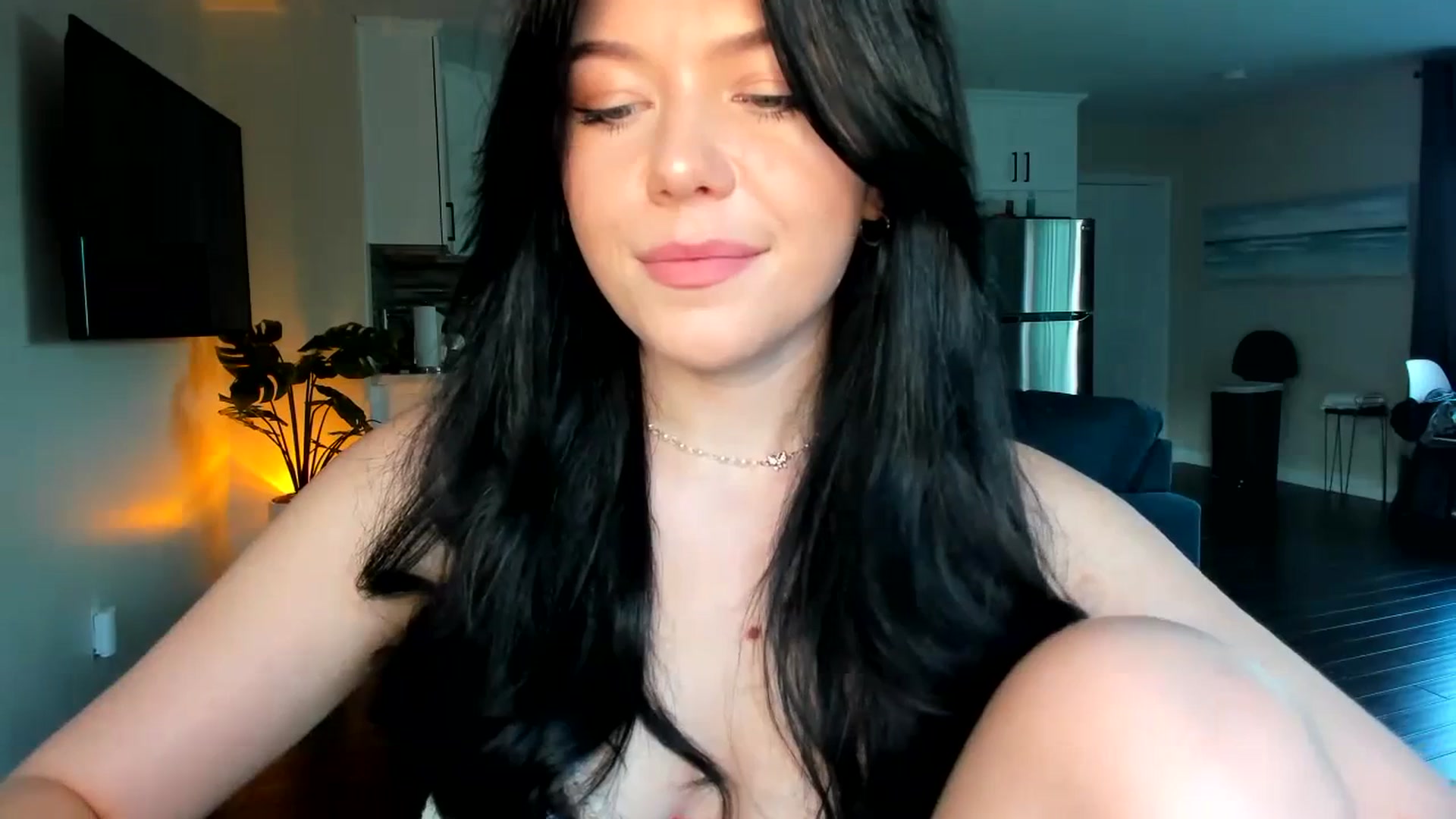 Gallery image thumbnail from Nancy_Morris's myfreecams stream on, 06/15/2023, 03:45 image 3 of 20