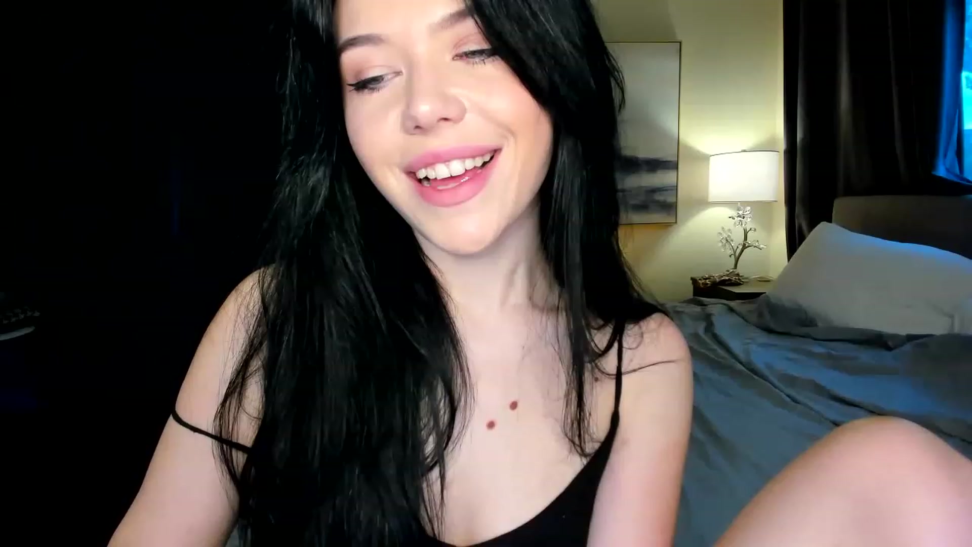 Gallery image thumbnail from Nancy_Morris's myfreecams stream on, 06/16/2023, 04:19 image 3 of 20