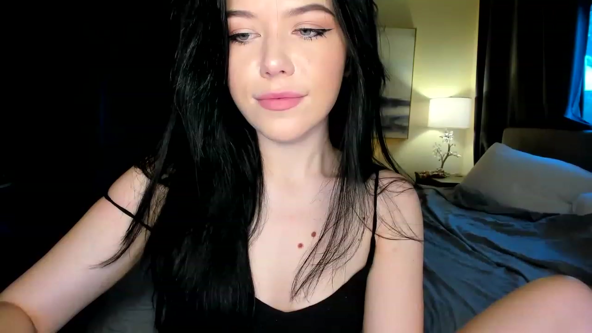 Gallery image thumbnail from Nancy_Morris's myfreecams stream on, 06/16/2023, 04:19 image 2 of 20