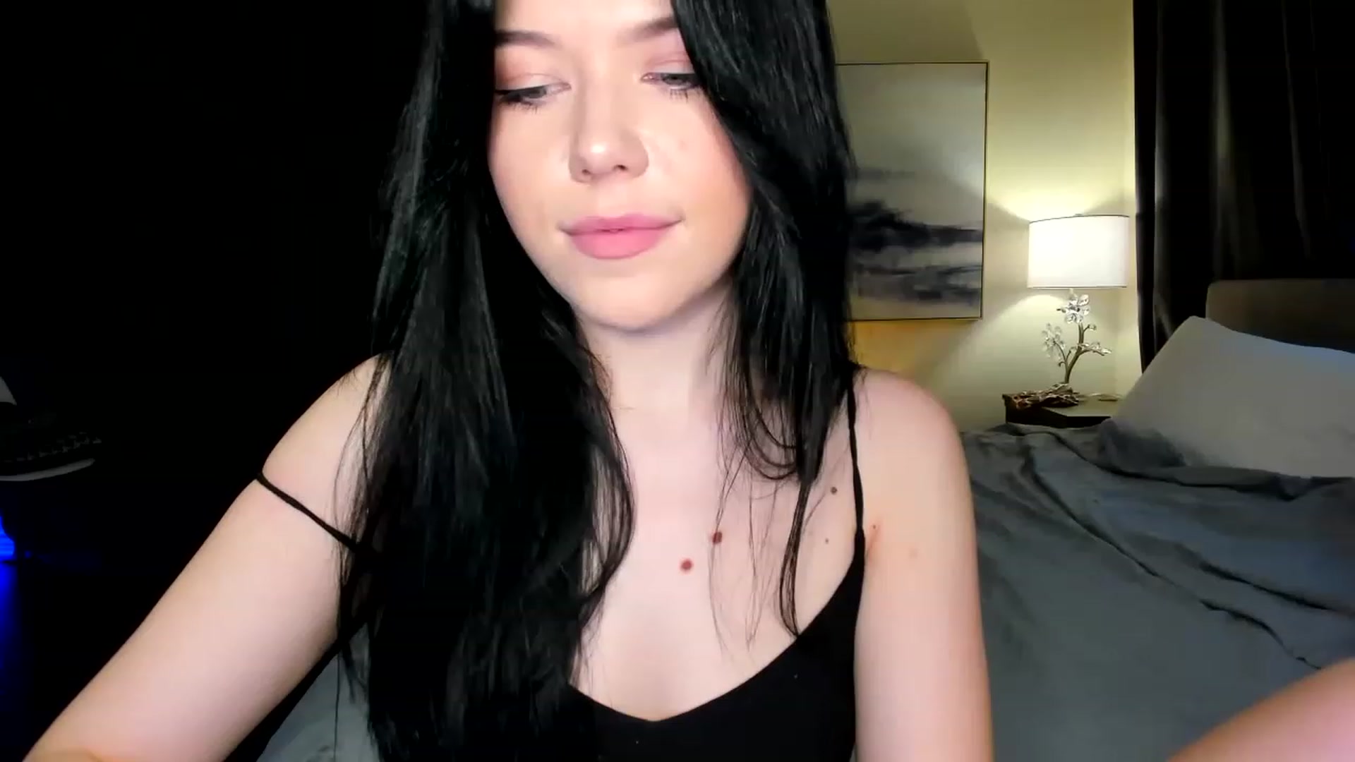 Gallery image thumbnail from Nancy_Morris's myfreecams stream on, 06/16/2023, 04:19 image 6 of 20