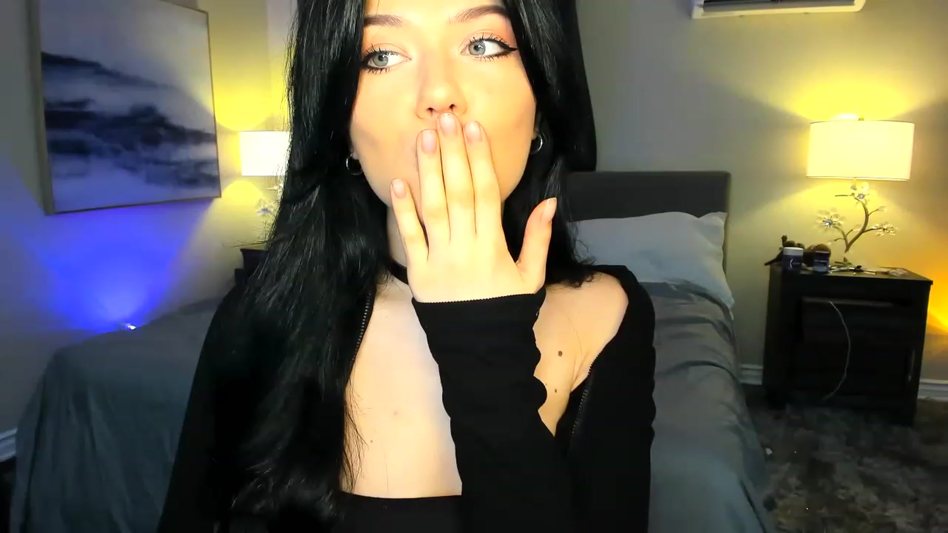 Gallery image thumbnail from Nancy_Morris's myfreecams stream on, 06/18/2023, 02:15 image 3 of 20