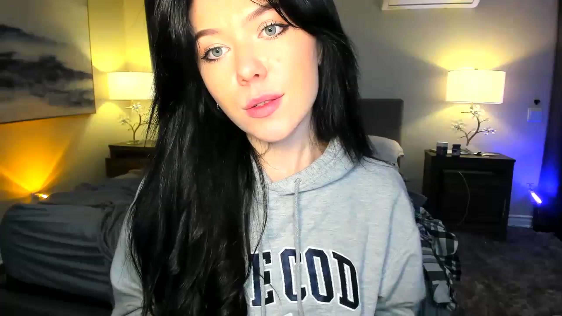 Gallery image thumbnail from Nancy_Morris's myfreecams stream on, 06/19/2023, 07:07 image 8 of 20