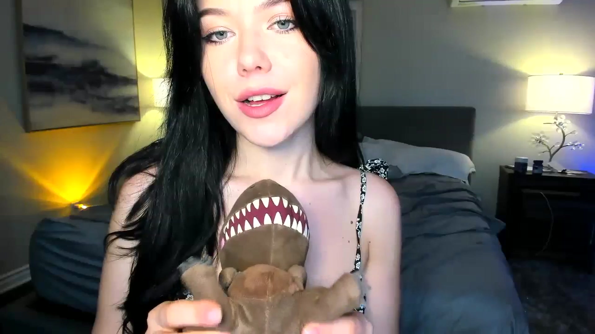 Gallery image thumbnail from Nancy_Morris's myfreecams stream on, 06/19/2023, 07:07 image 19 of 20