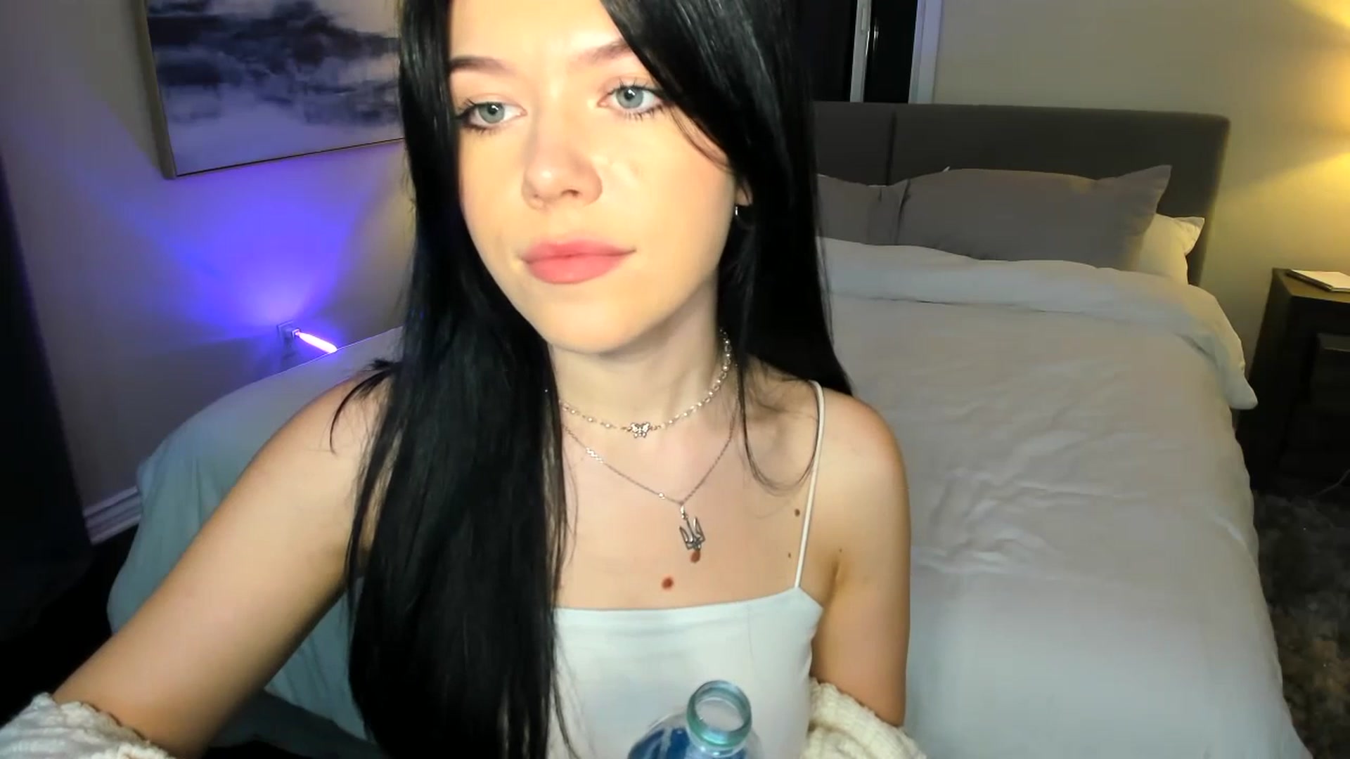 Gallery image thumbnail from Nancy_Morris's myfreecams stream on, 06/21/2023, 04:22 image 3 of 20