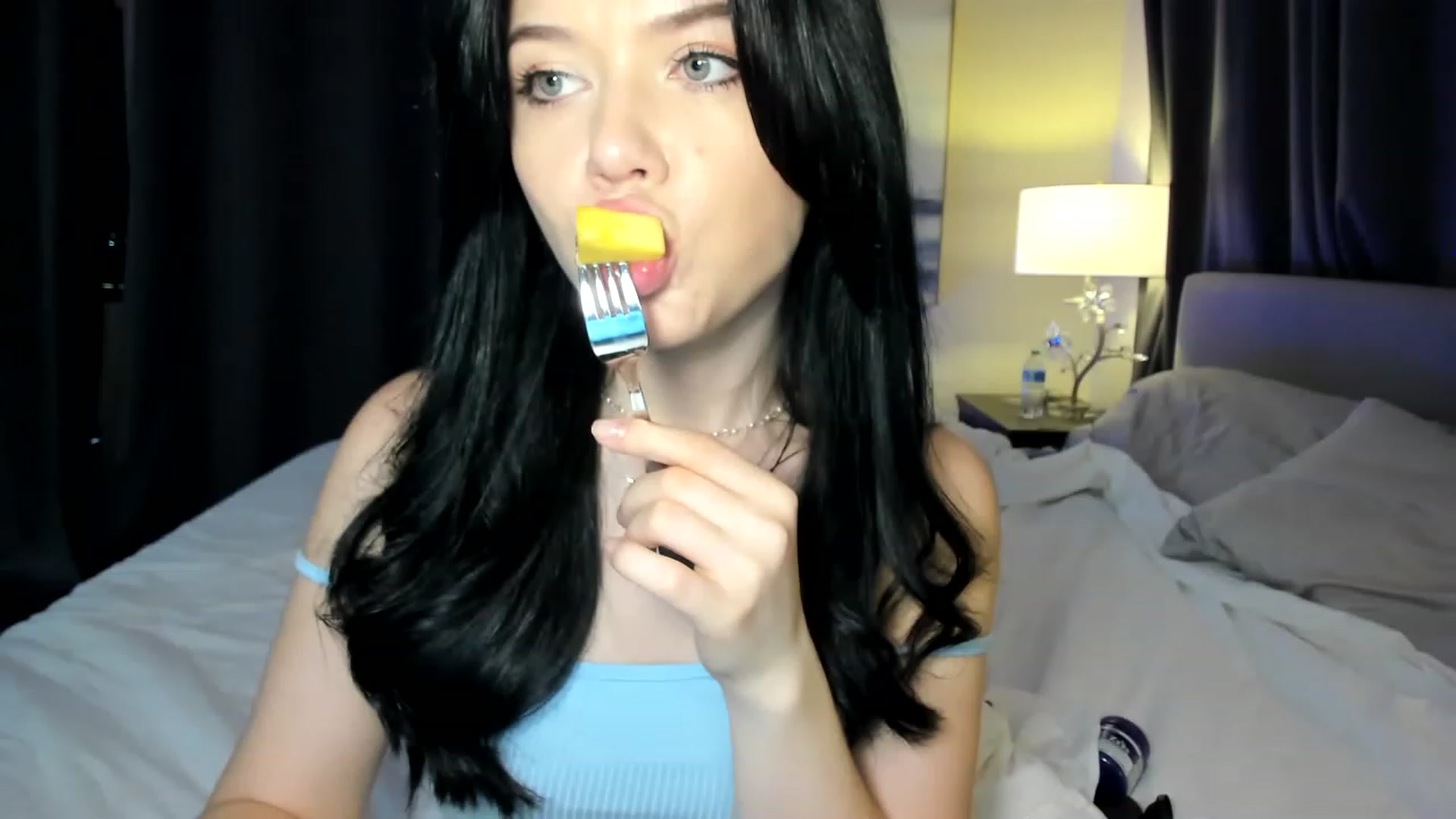 Gallery image thumbnail from Nancy_Morris's myfreecams stream on, 06/23/2023, 03:36 image 14 of 20