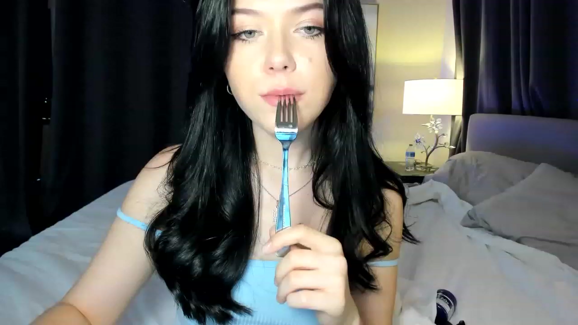 Gallery image thumbnail from Nancy_Morris's myfreecams stream on, 06/23/2023, 03:36 image 10 of 20