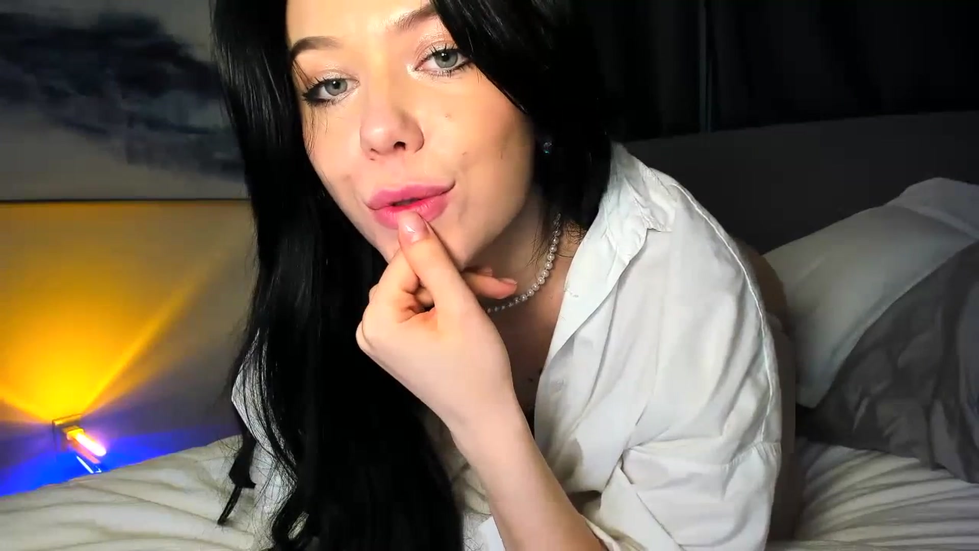 Gallery image thumbnail from Nancy_Morris's myfreecams stream on, 06/25/2023, 10:18 image 18 of 20