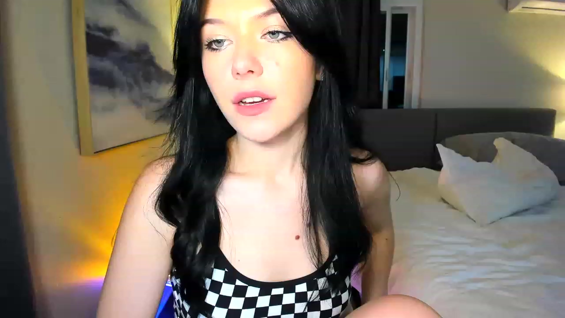 Gallery image thumbnail from Nancy_Morris's myfreecams stream on, 06/26/2023, 07:02 image 20 of 20