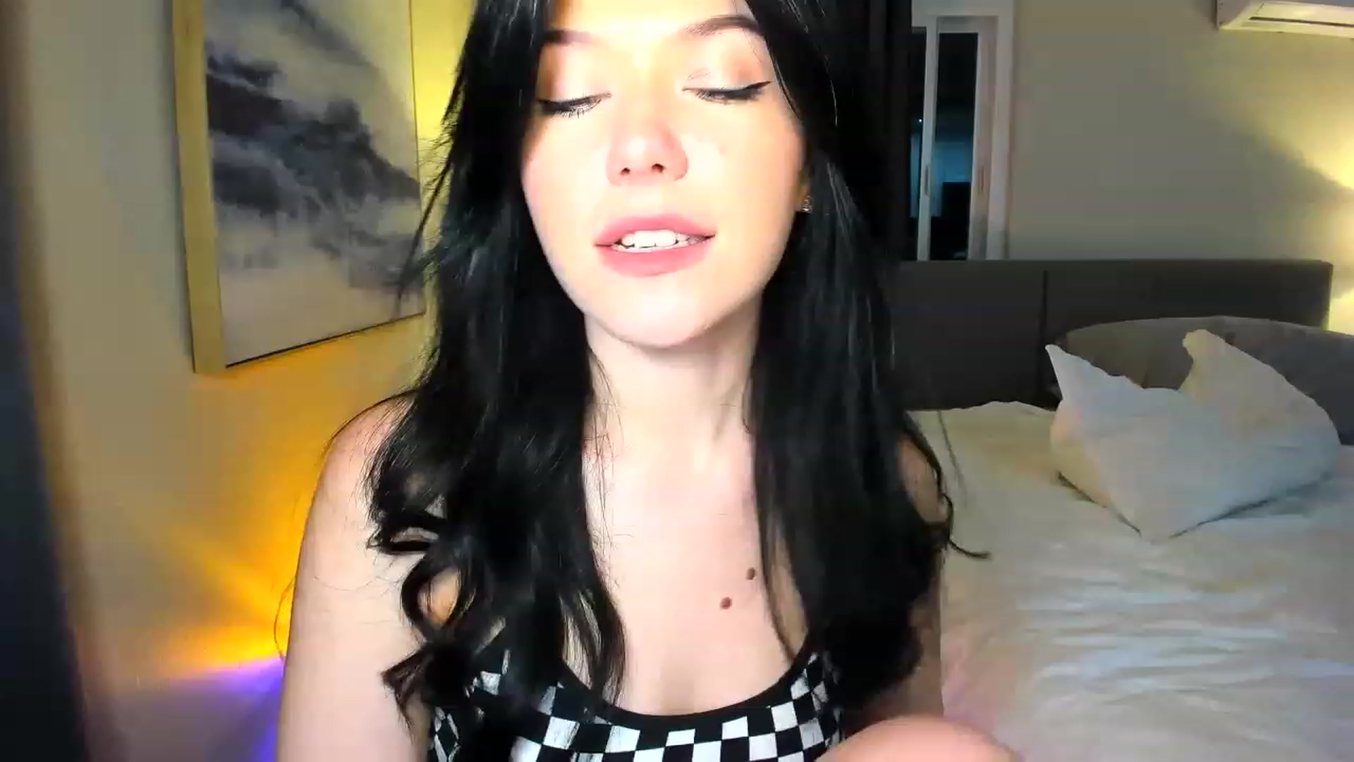 Gallery image thumbnail from Nancy_Morris's myfreecams stream on, 06/26/2023, 07:02 image 19 of 20