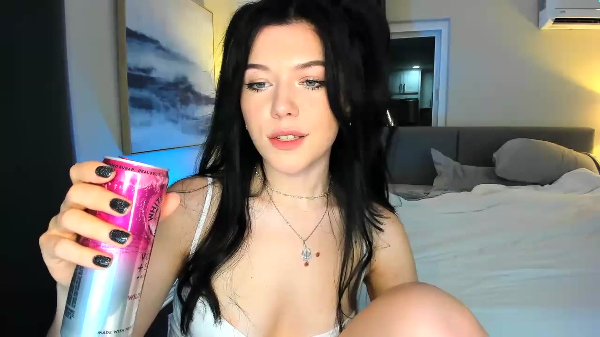 Gallery image thumbnail from Nancy_Morris's myfreecams stream on, 06/28/2023, 05:31 image 11 of 20